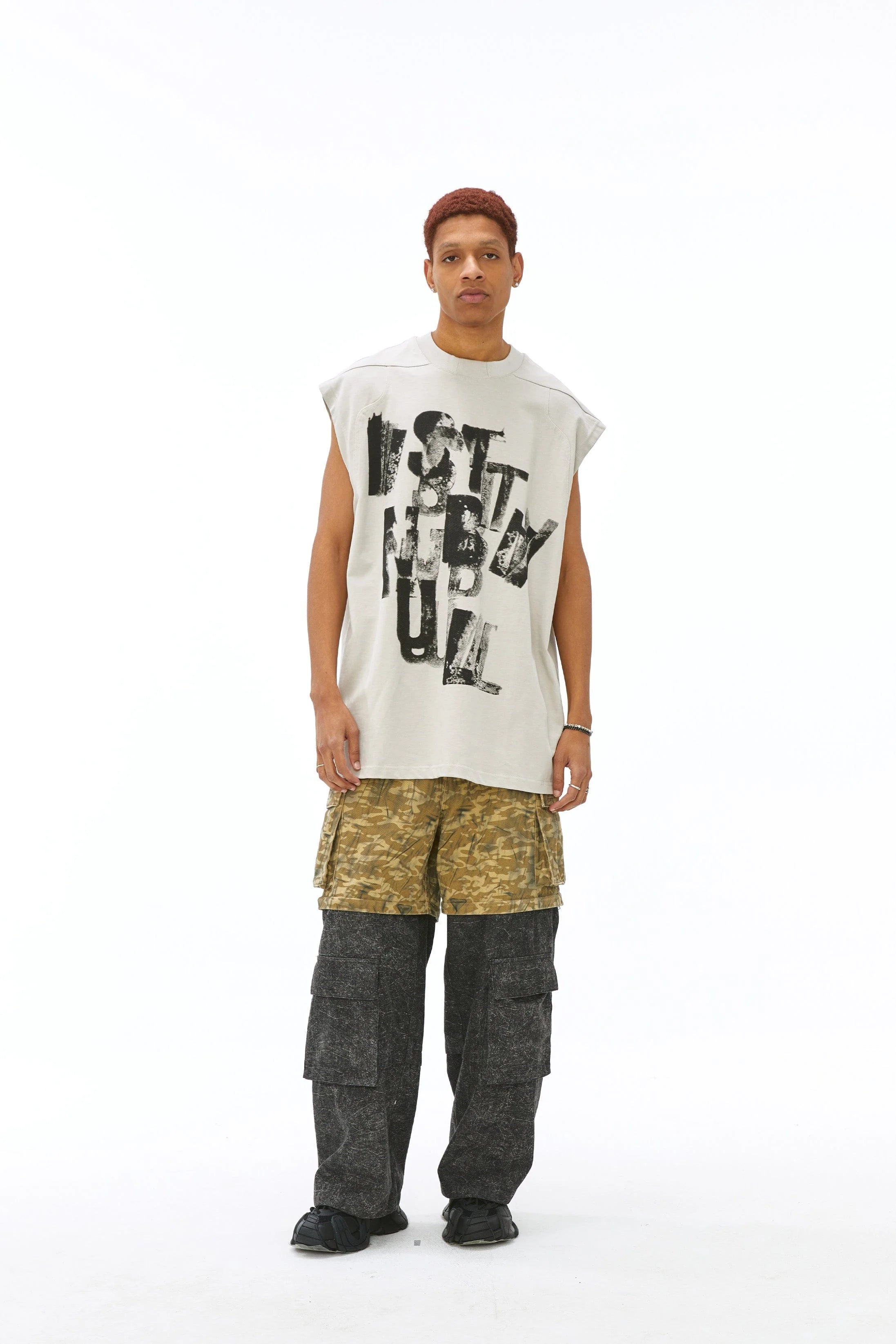 VANN VALRENCE Slogan Graphic Oversized Sleeveless Tee
