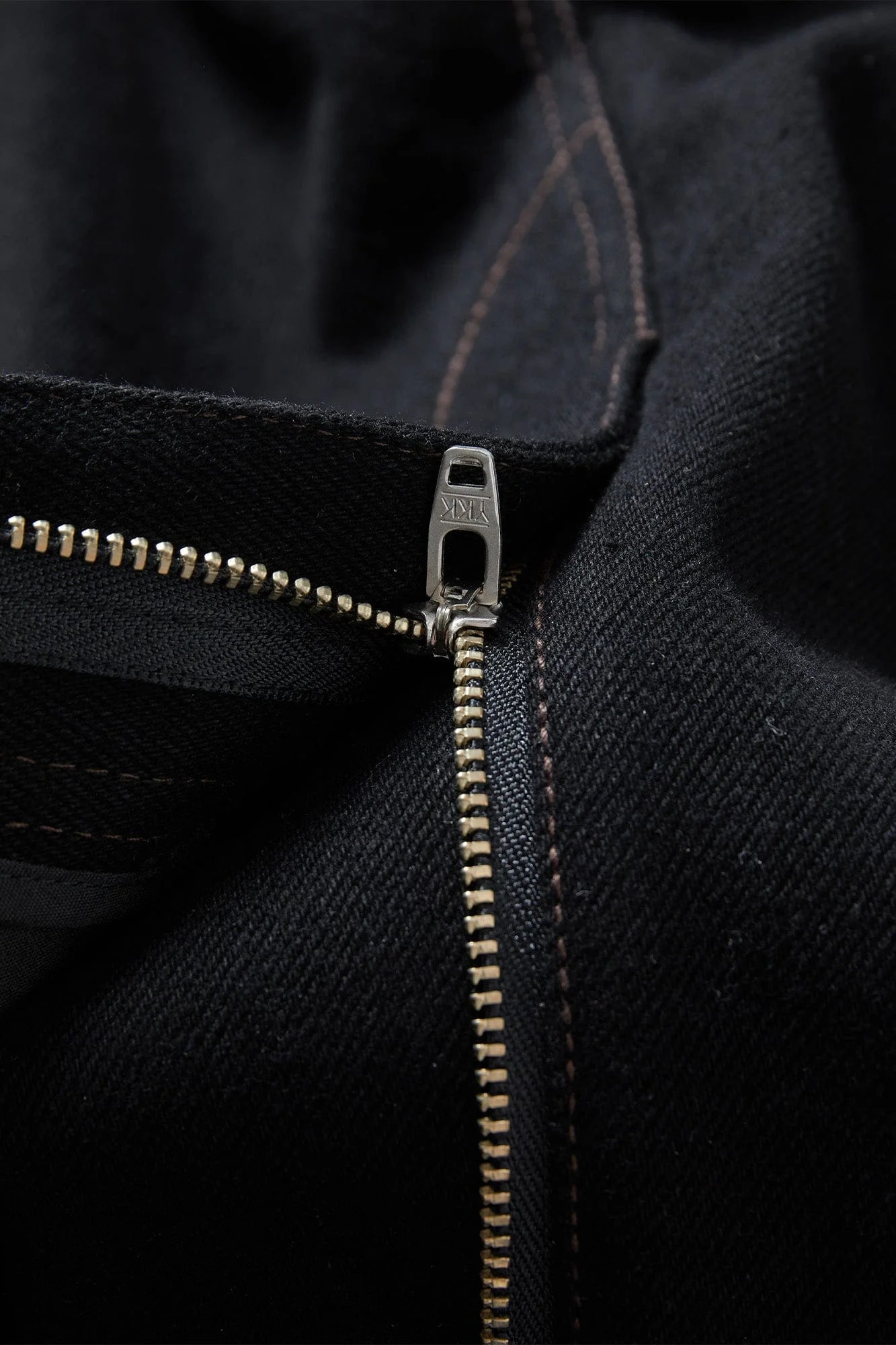 OPICLOTH Washed Contrast Stitch Wide-Leg Jeans