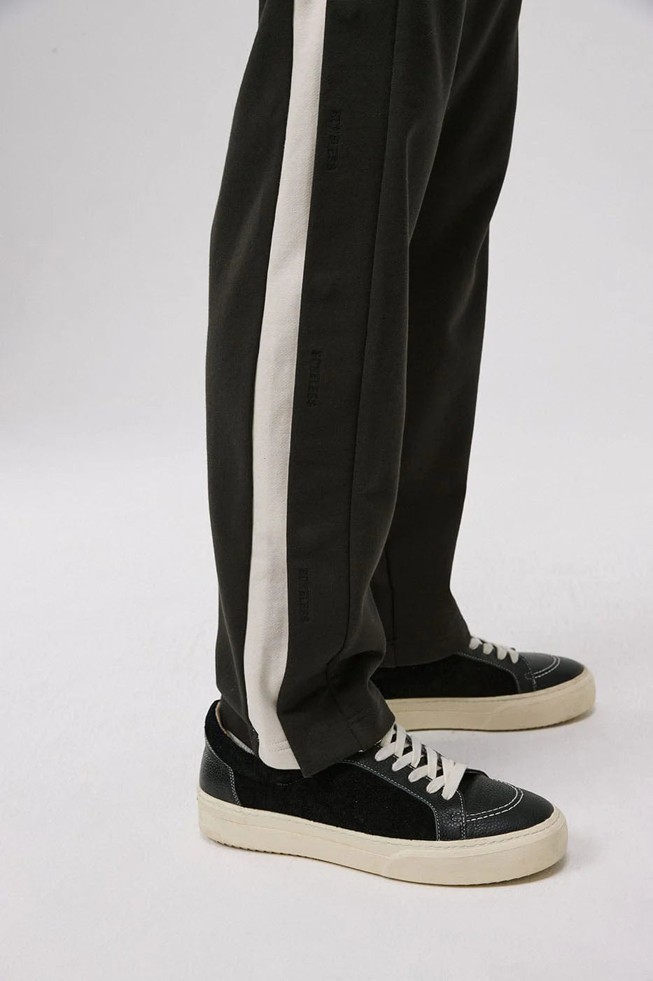 BONELESS Hidden Button Pants