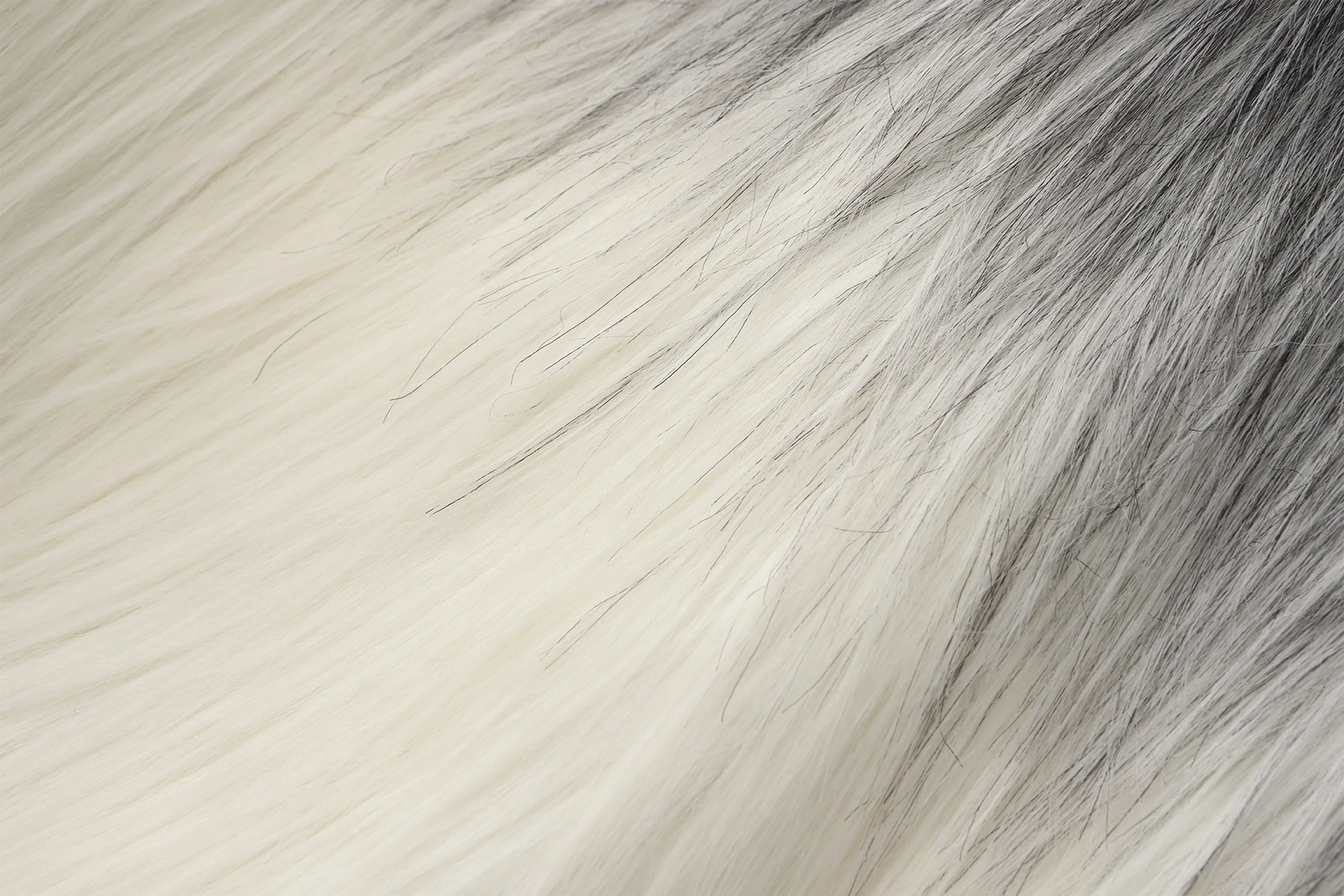 VANN VALRENCE Ombre V-Neck Faux Fur Jacket