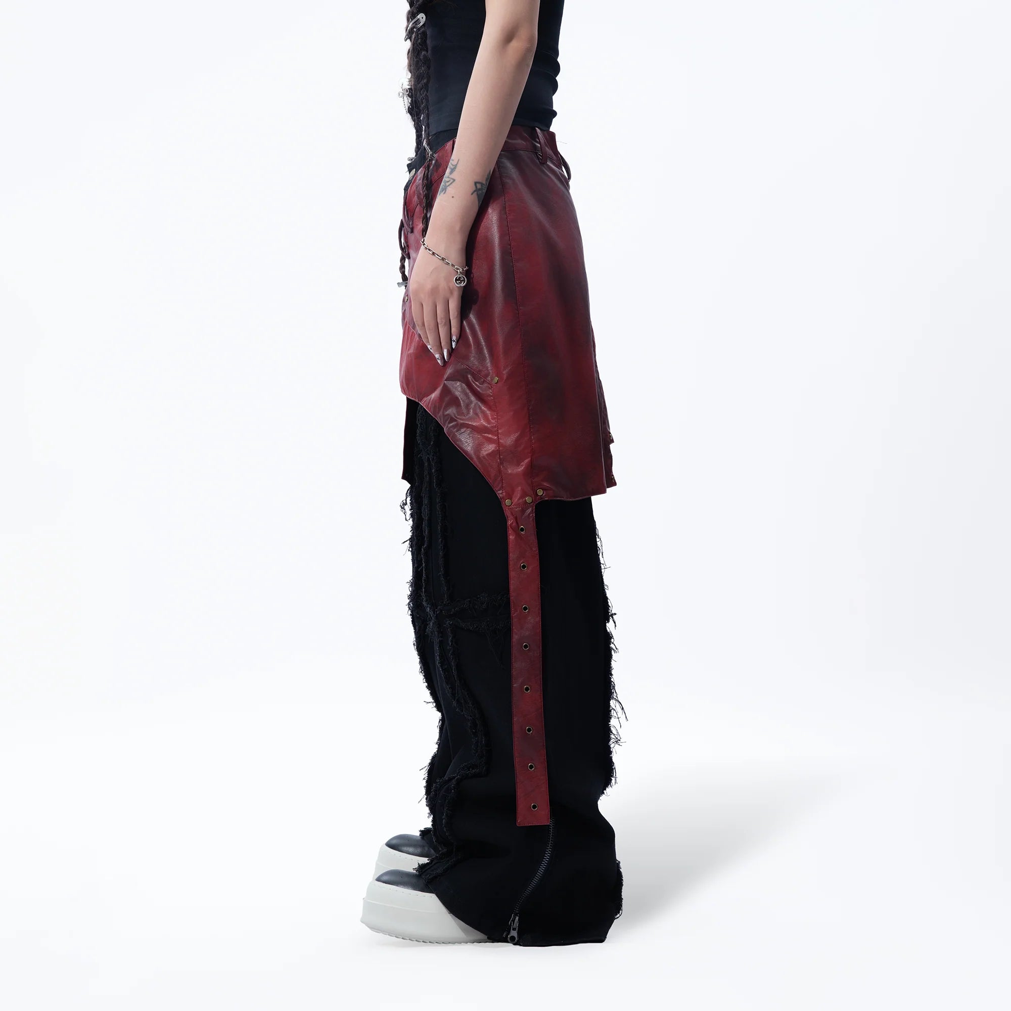 MOGONGSHE Detachable PU Drape  Frayed Cross Jeans