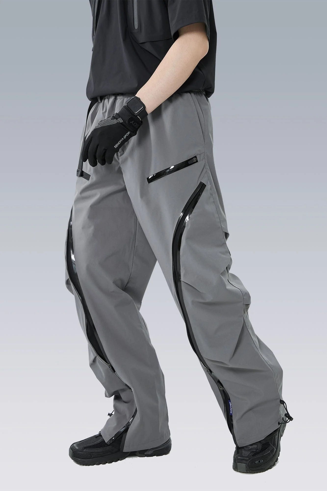 SILENSTORM Arc-Zip Crinkled Water-Repellent Utility Pants