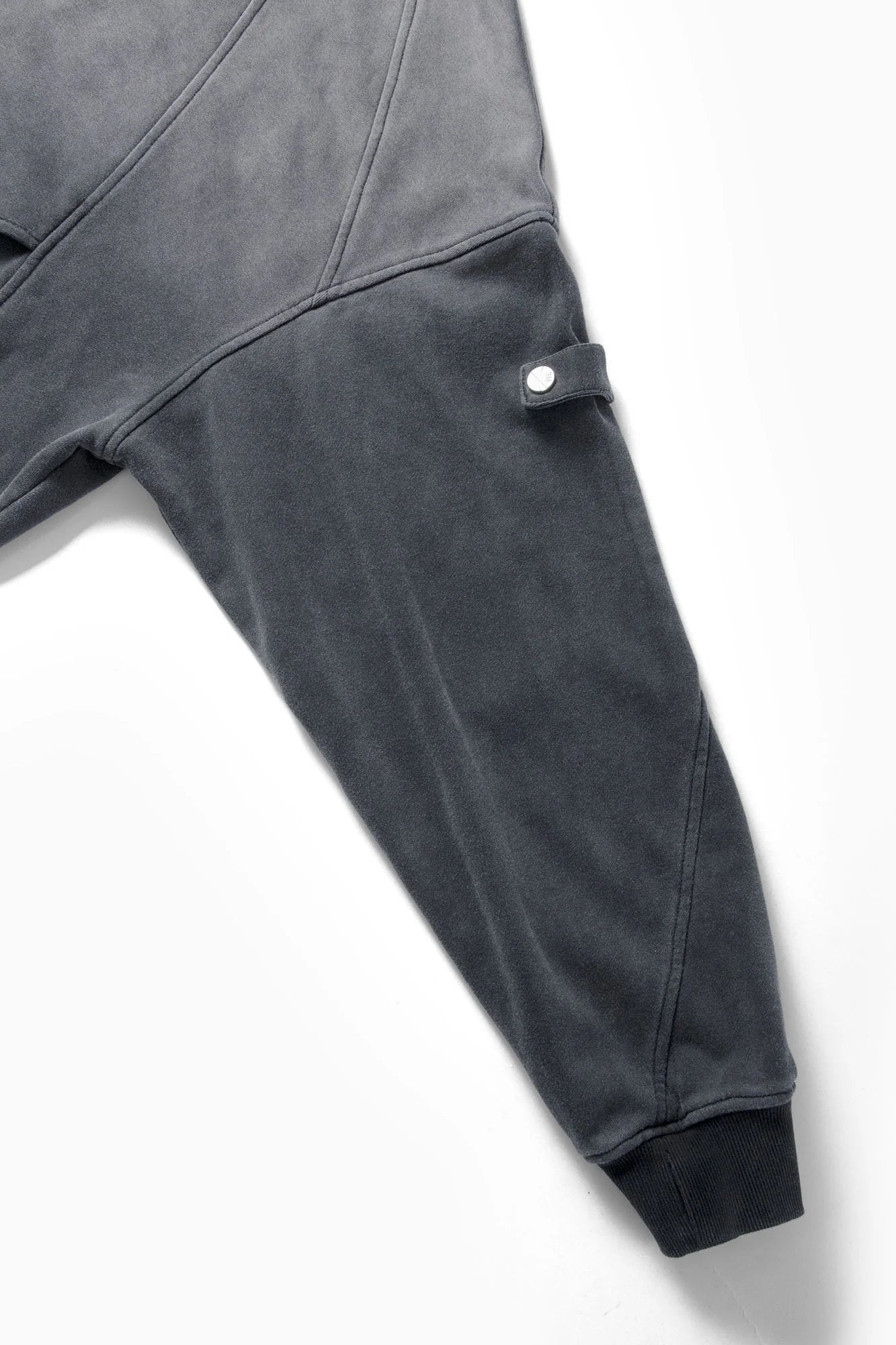 RELABEL Gradient Washed Panel Hooded Jacket Black