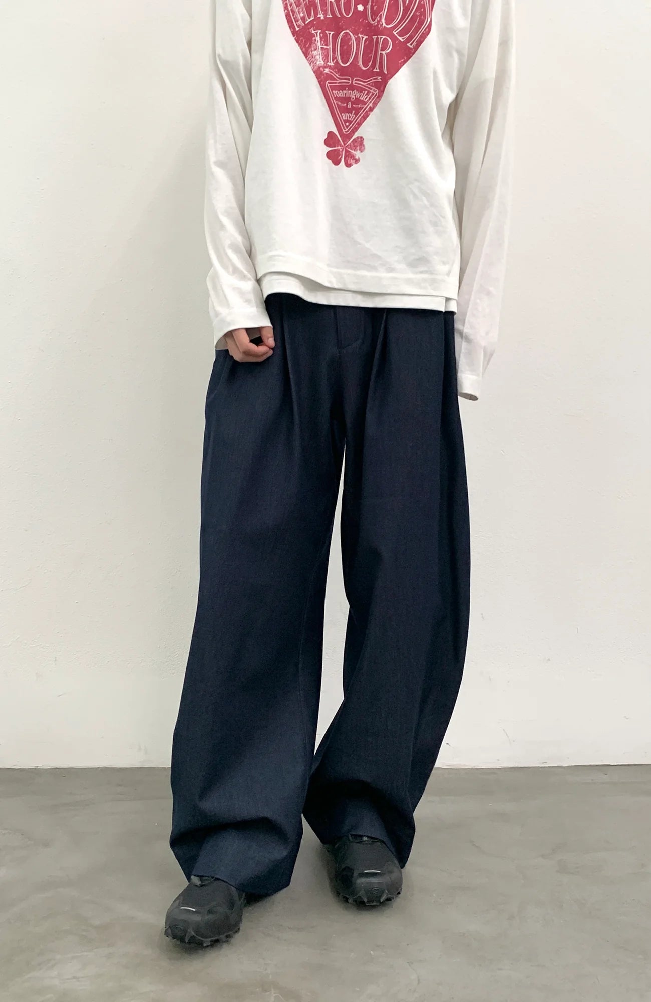 ROARINGWILD A ARCH Embroidered LOGO Draped Oversized Pants
