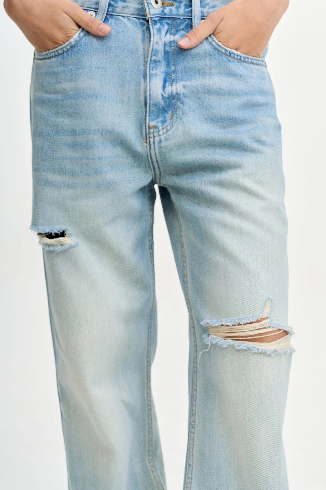 LEONSENSE Washed Ripped Frayed Straight-Leg Jeans