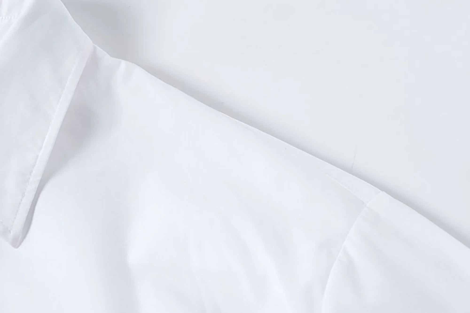 TUIMU Cross Tie Detachable Sleeve Shirt