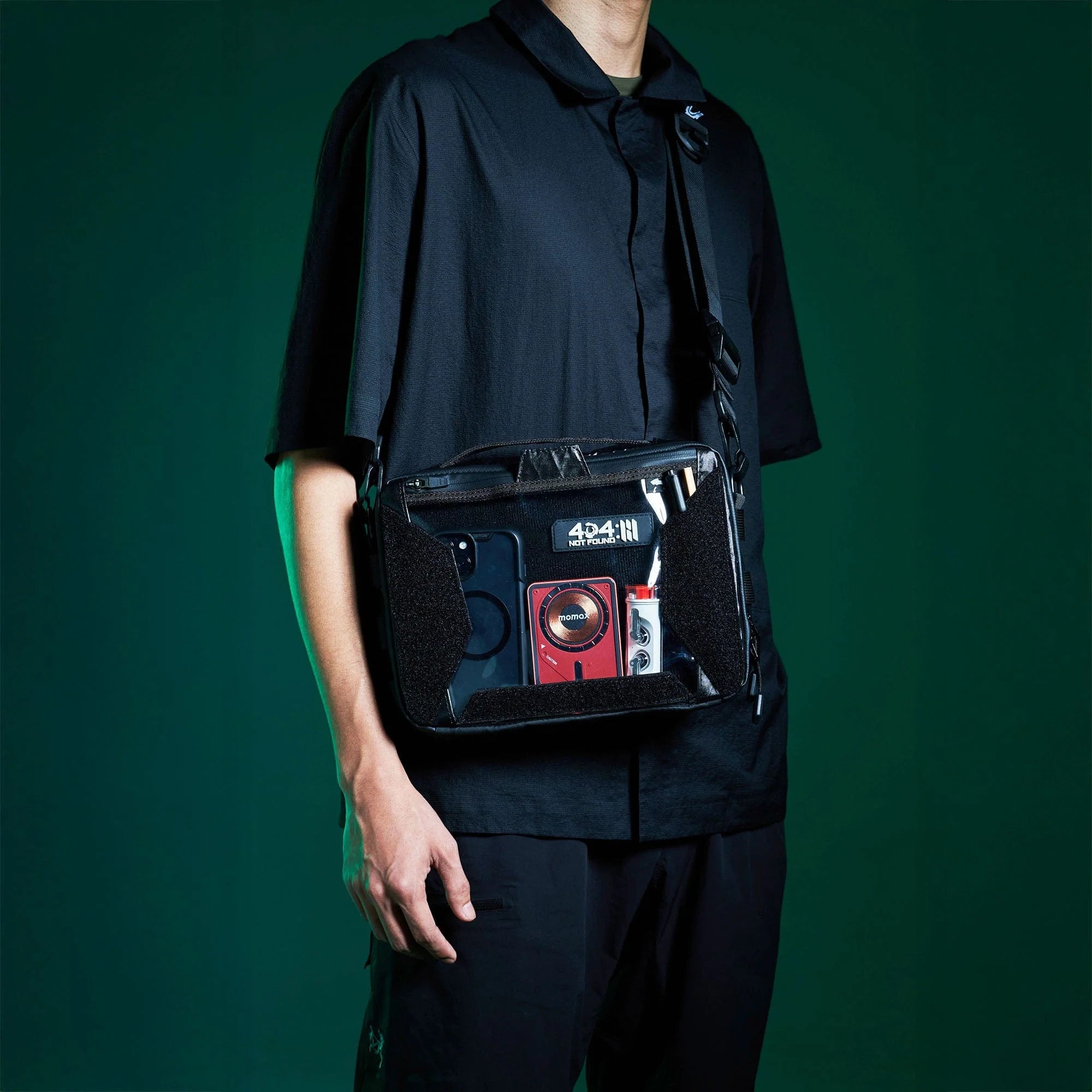 OVERCLOCK ROAM Utility Tablet Organizer