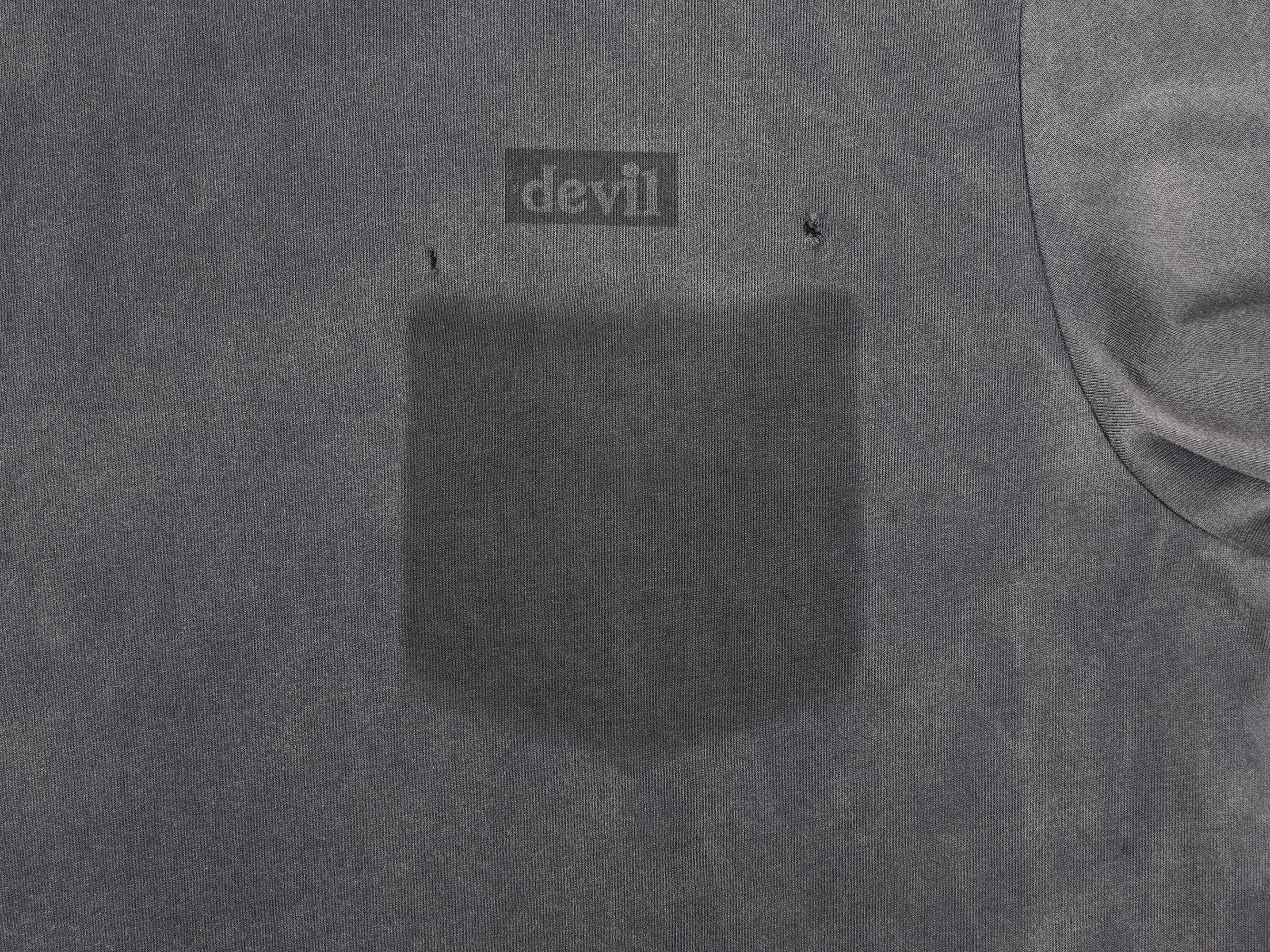 UNDERWATER Devil Distressed T-Shirt