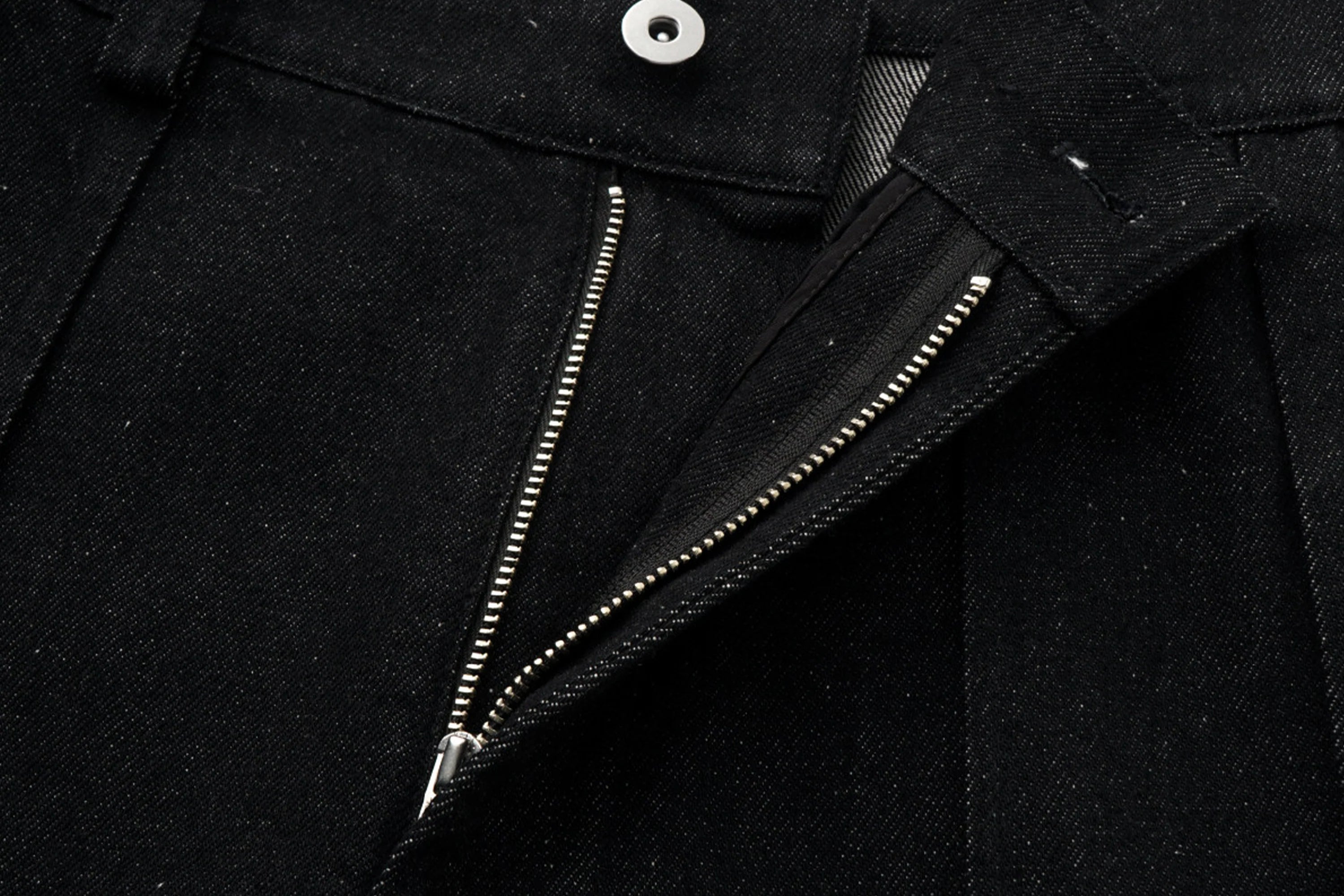 ALVNG AR ANTS Pleated Straight-Leg Denim Trousers