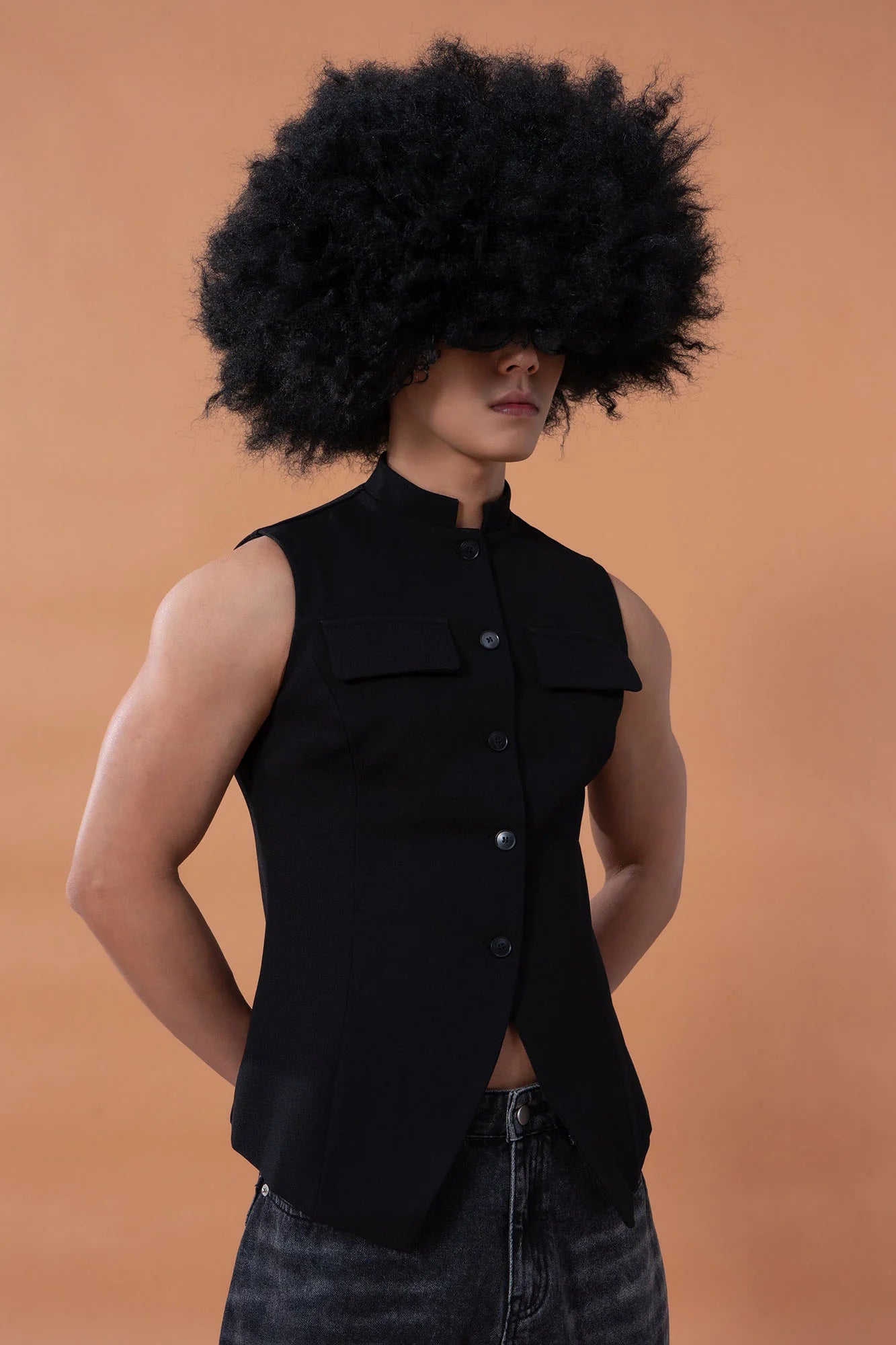 CLP Mandarin-Collar Curved-Placket Button Vest