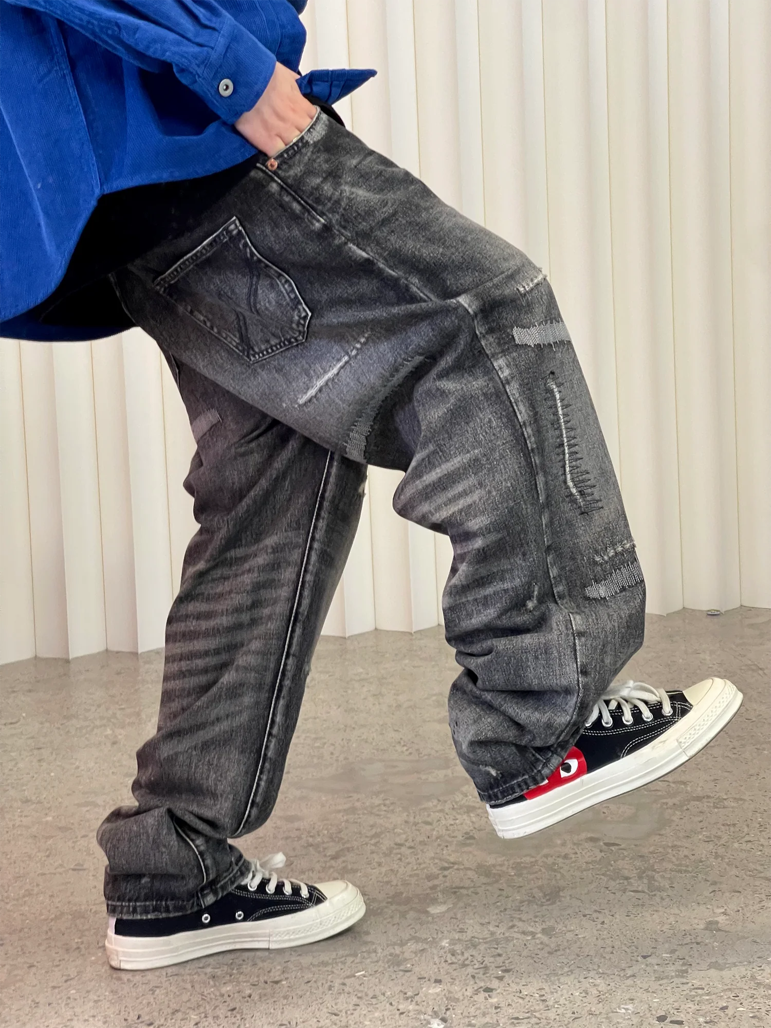 ME DA IGUAL Washed Destroyed Patch Straight-Leg Jeans