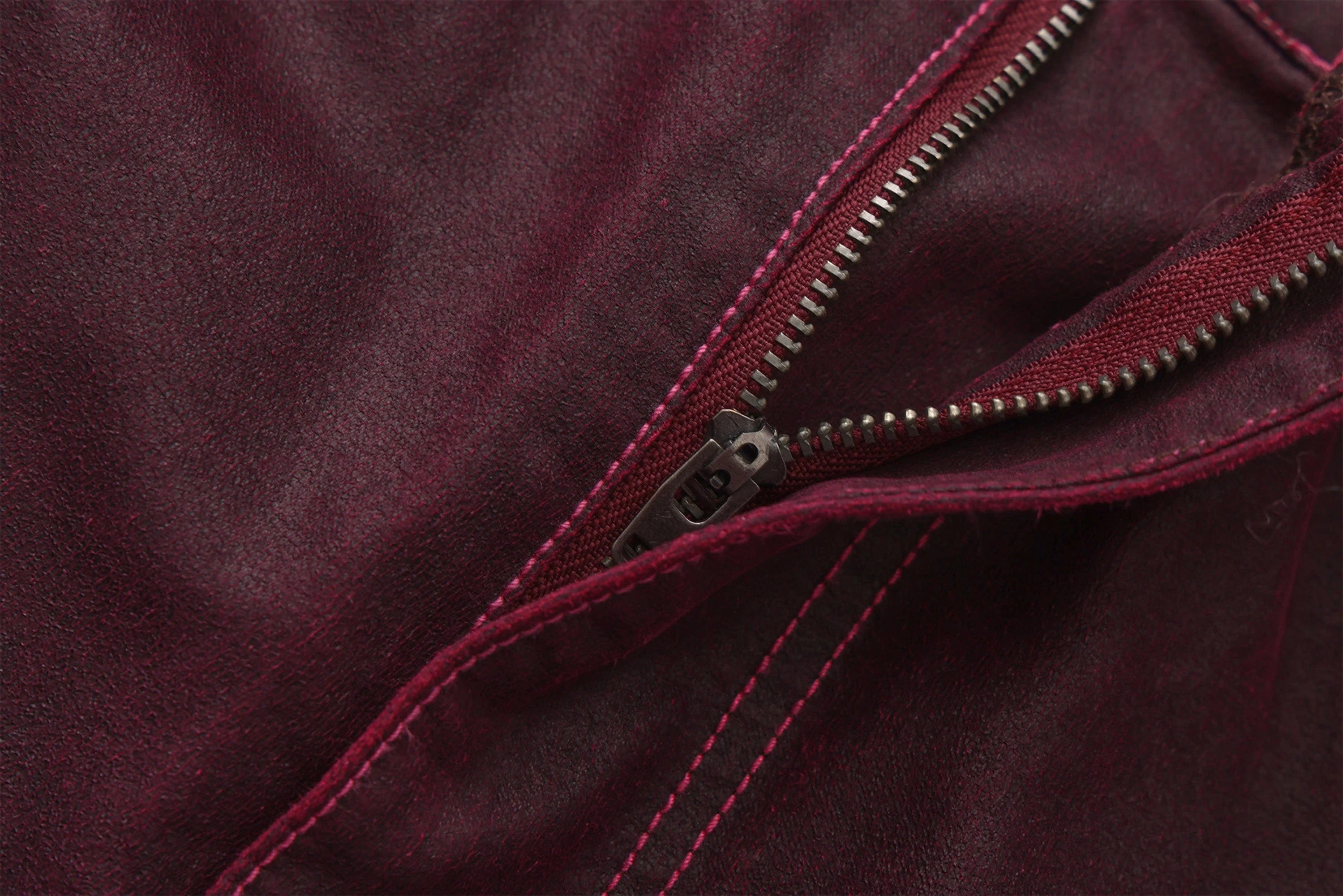VANN VALRENCE Structured Panel Pleated-Knee Pants