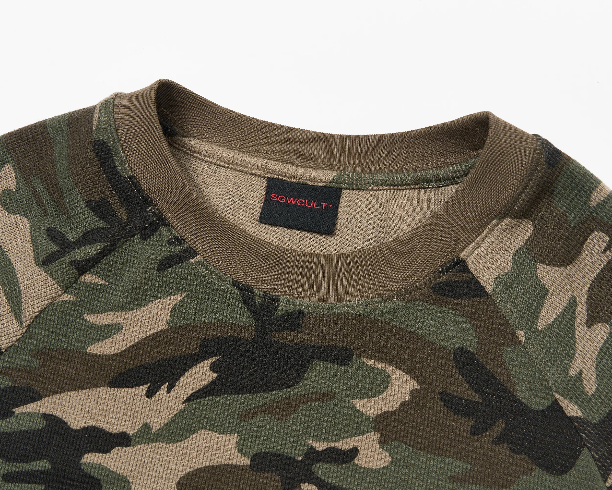 SAVAGEGROWTHWORLD Camo Waffle Knit Graphic Long-Sleeve Tee