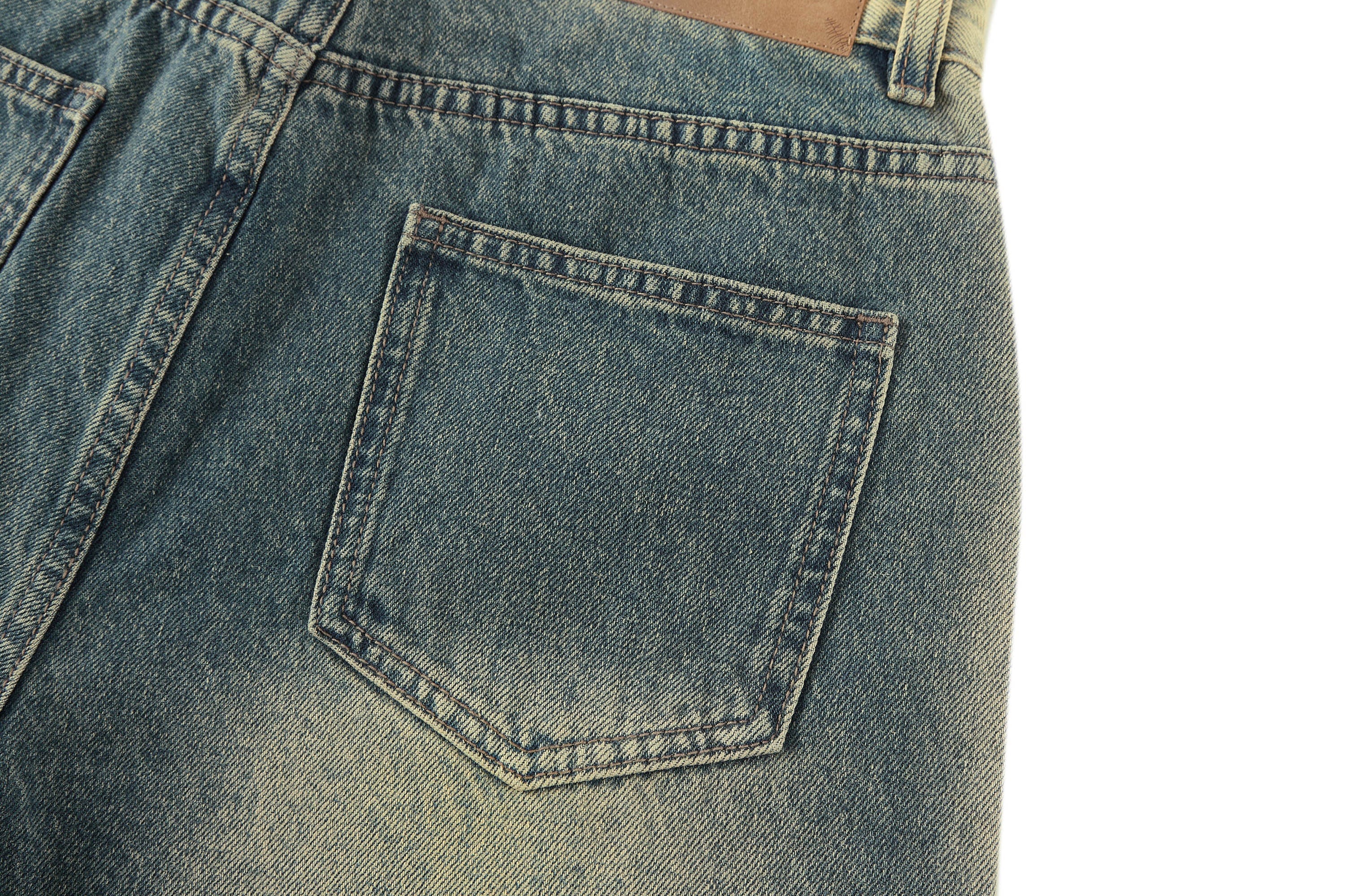 BONELESS Contrast Washed Jeans