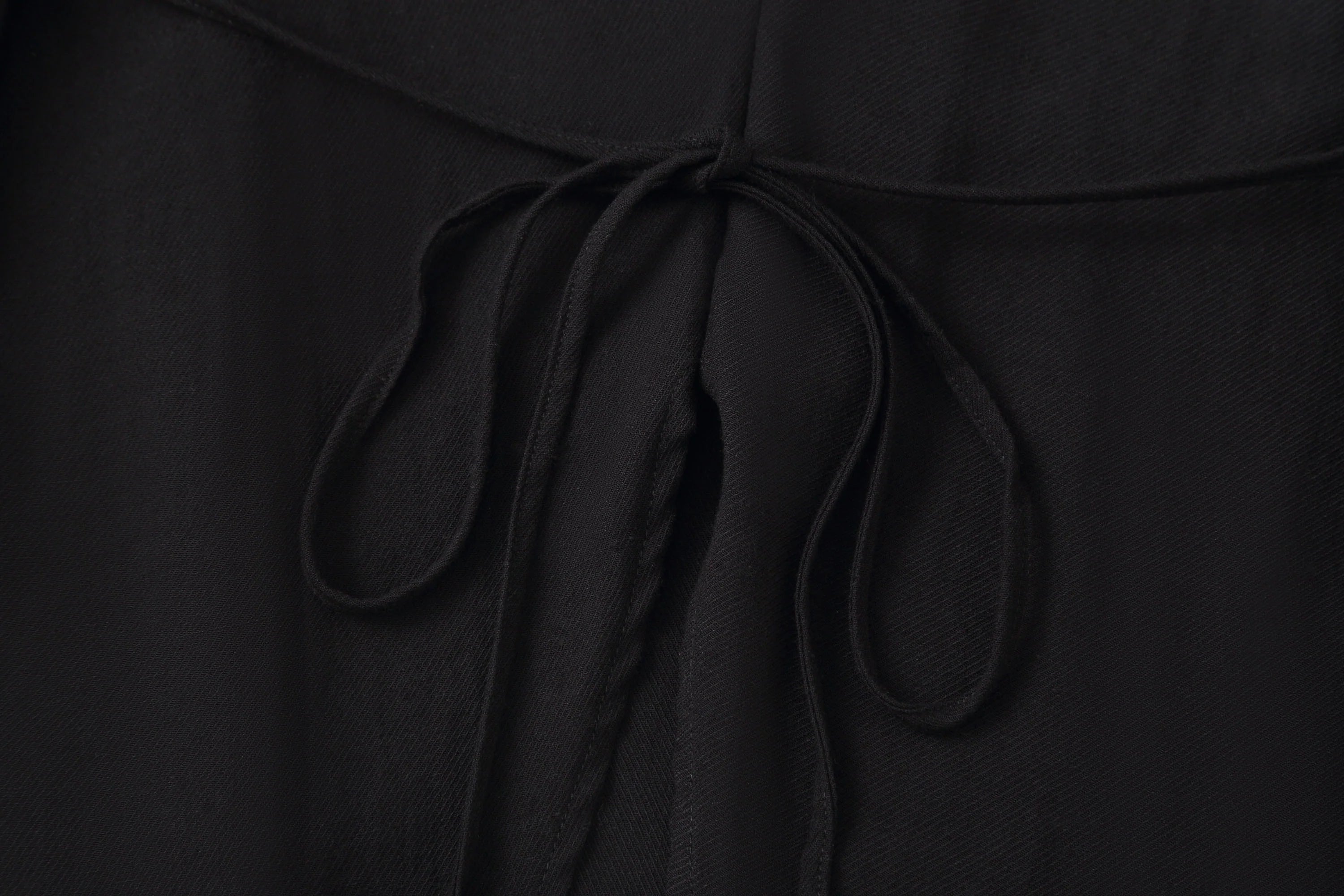 CLP Padded-Shoulder Tie-Waist Shirt