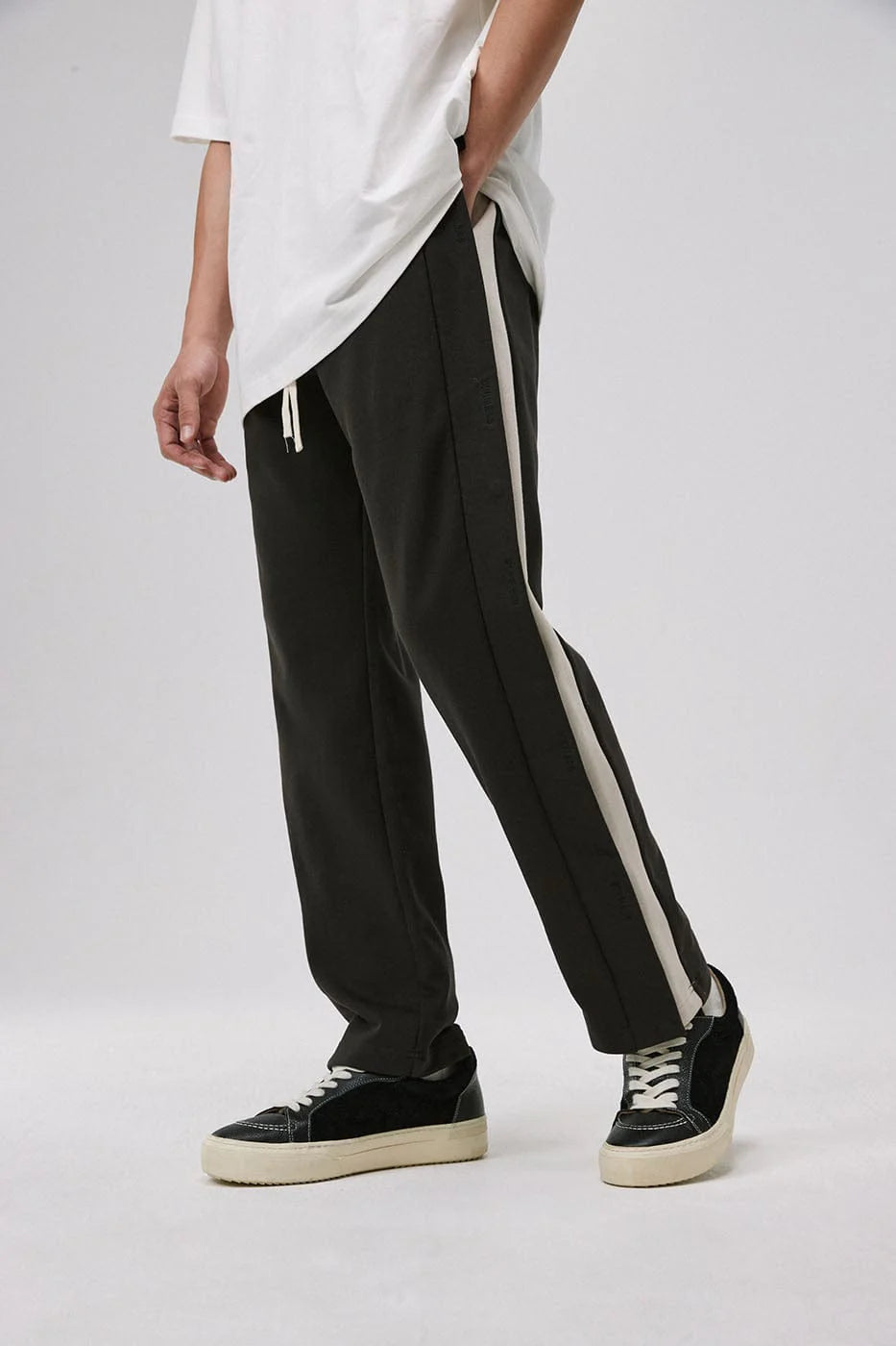 BONELESS Hidden Button Pants