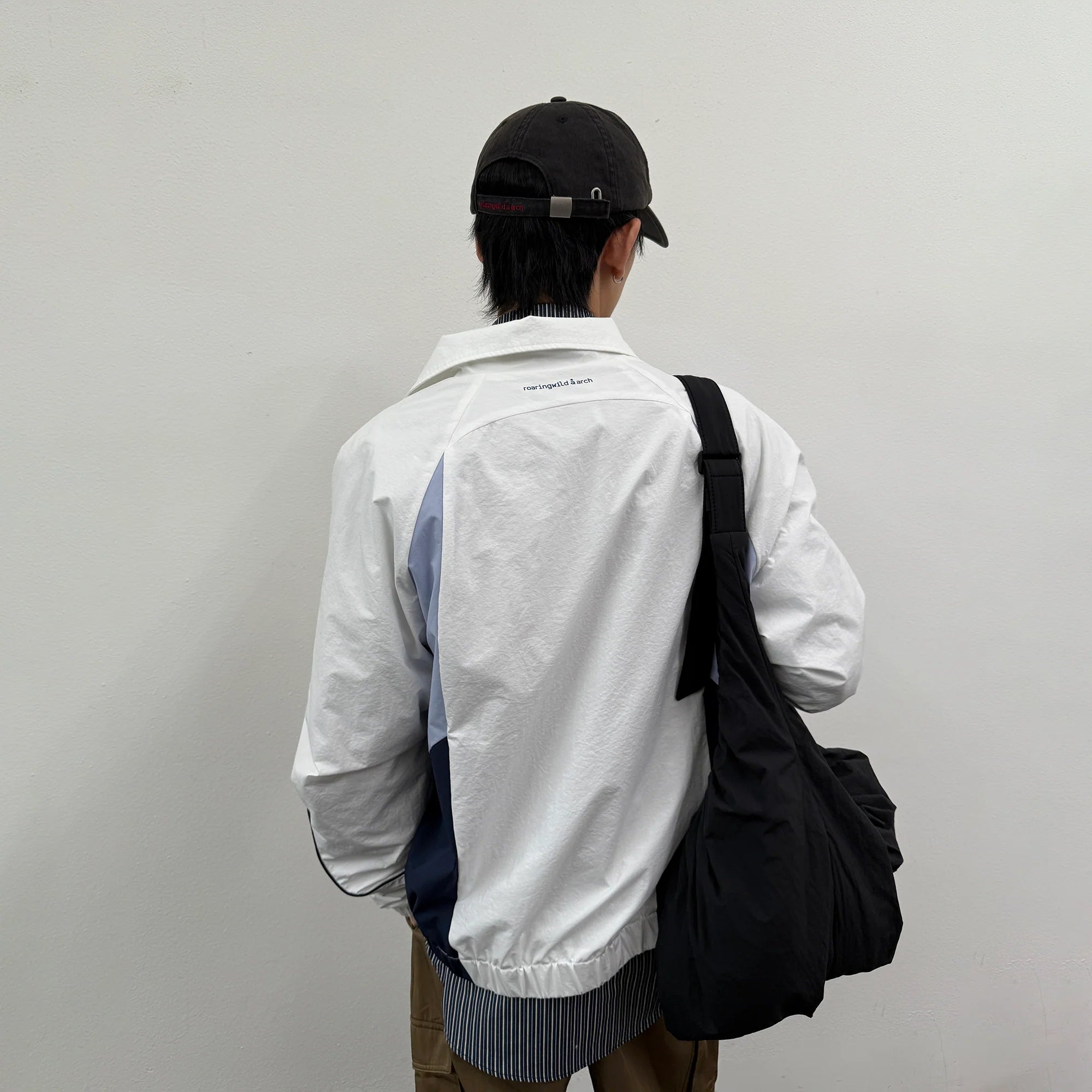ROARINGWILD A ARCH Embroidered Graphic Raglan Jacket
