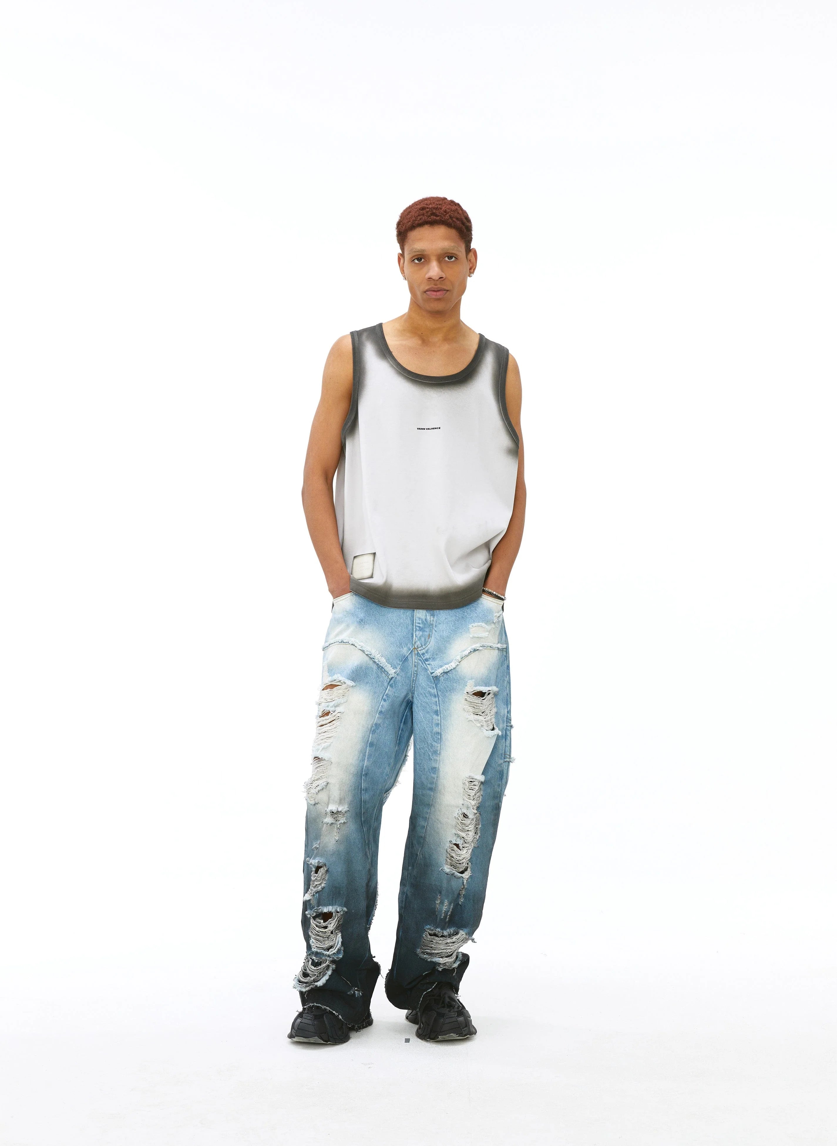 VANN VALRENCE Distressed Edge-Sprayed Oversized Tank Top