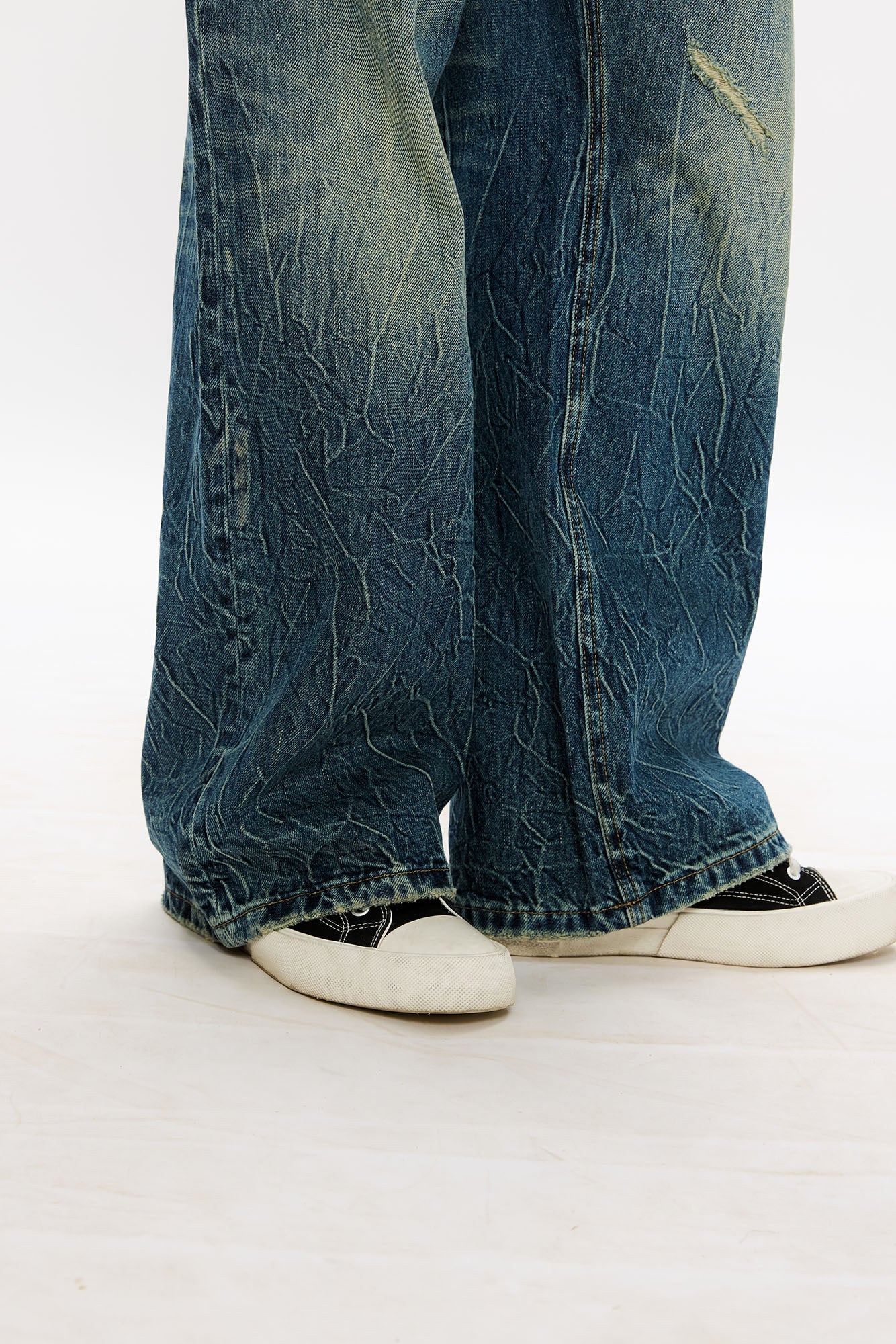 KREATE Whisker Washed Straight-Leg Jeans