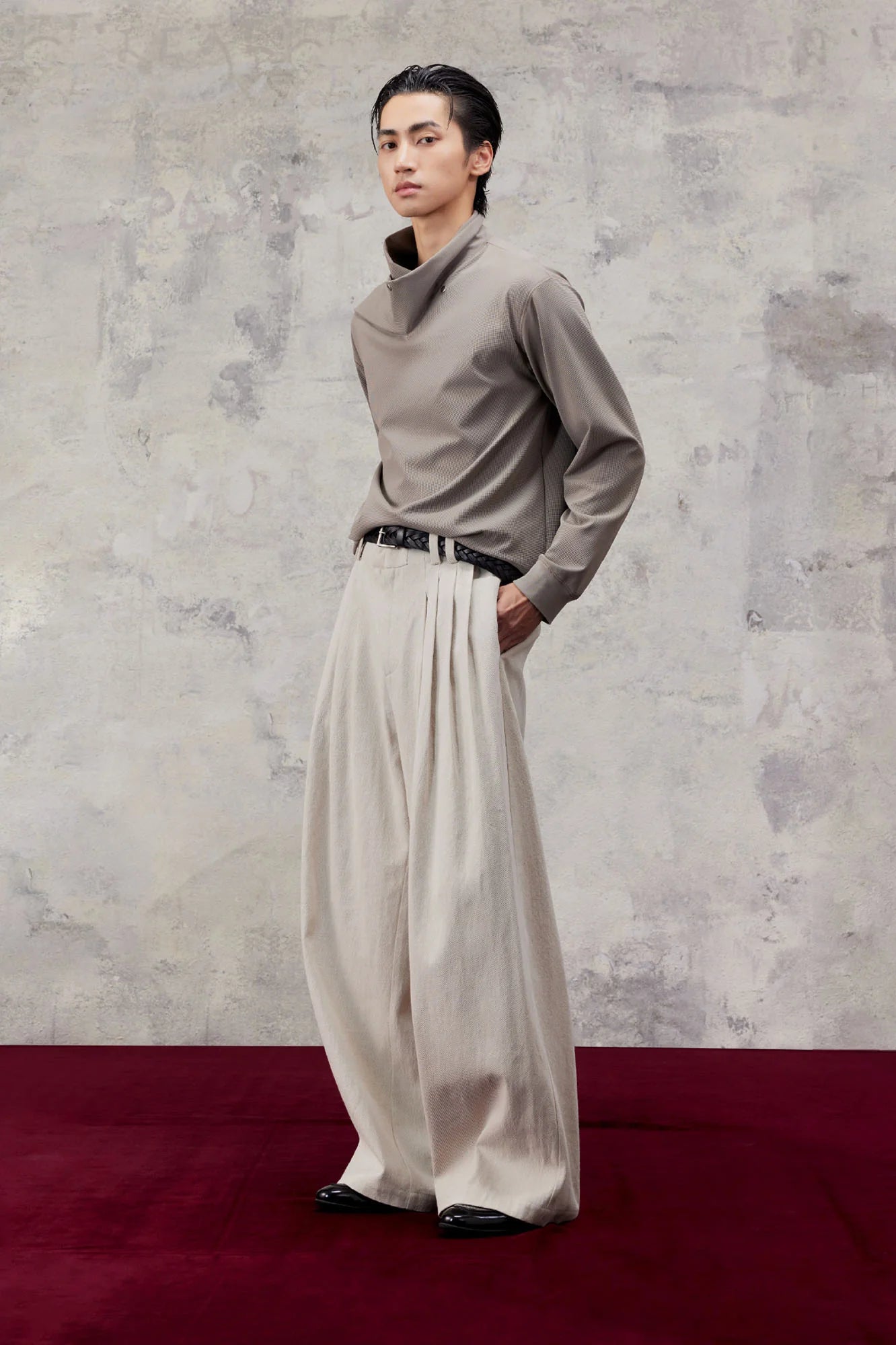 ALVNG AR ANTS Essential Pleats Linen-Blend Wide-Leg Pants