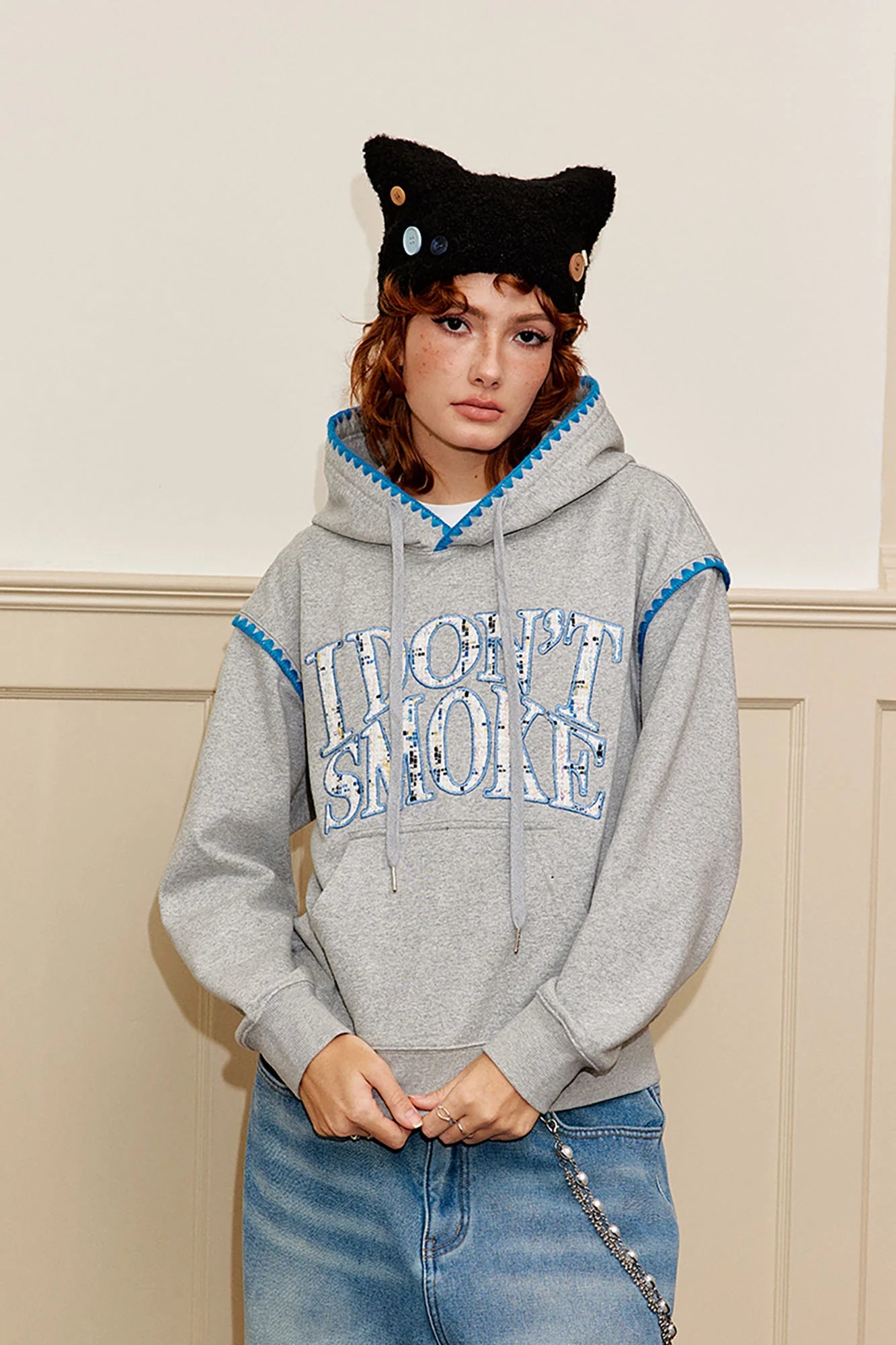 DONSMOKE Retro Embroidered Patch Whipstitch Hoodie
