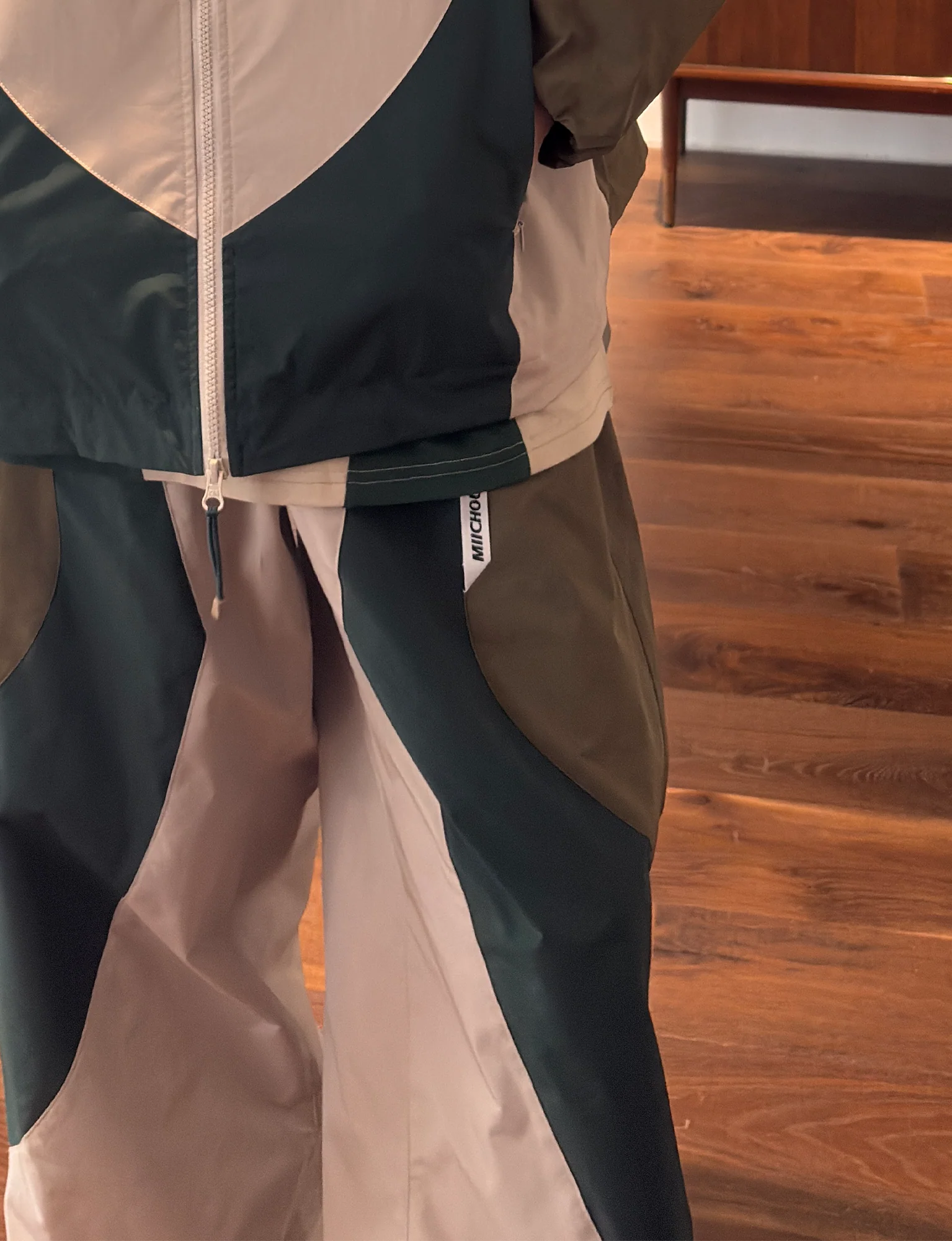 MIICHOUS Contrast Curved Panel Outdoor Pants