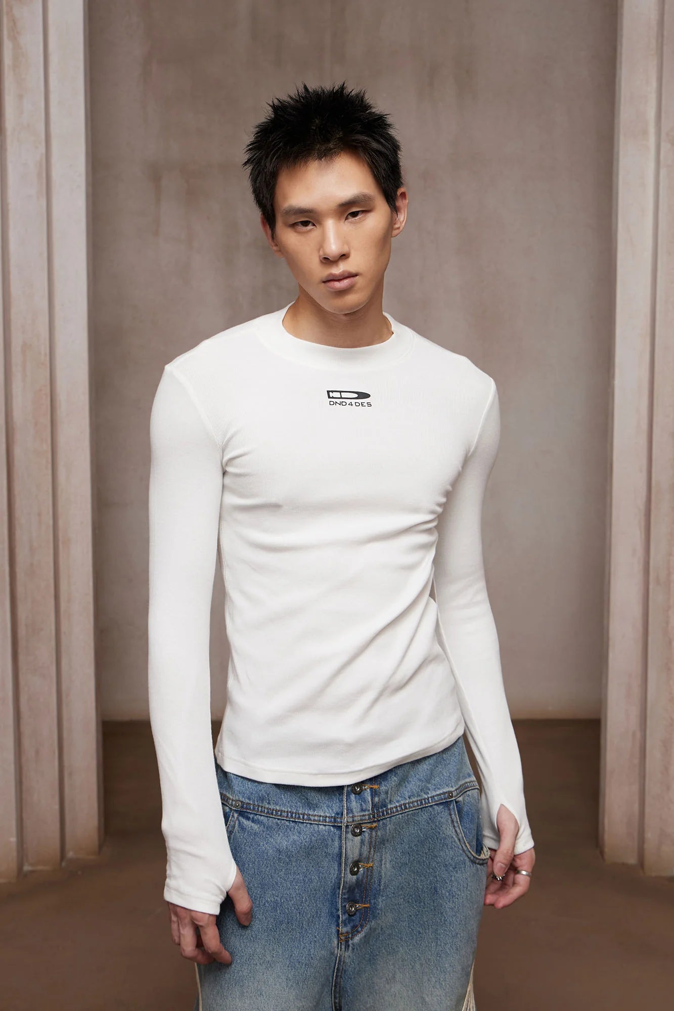 DND4DES Bullet LOGO Graphic Long-Sleeve Tee