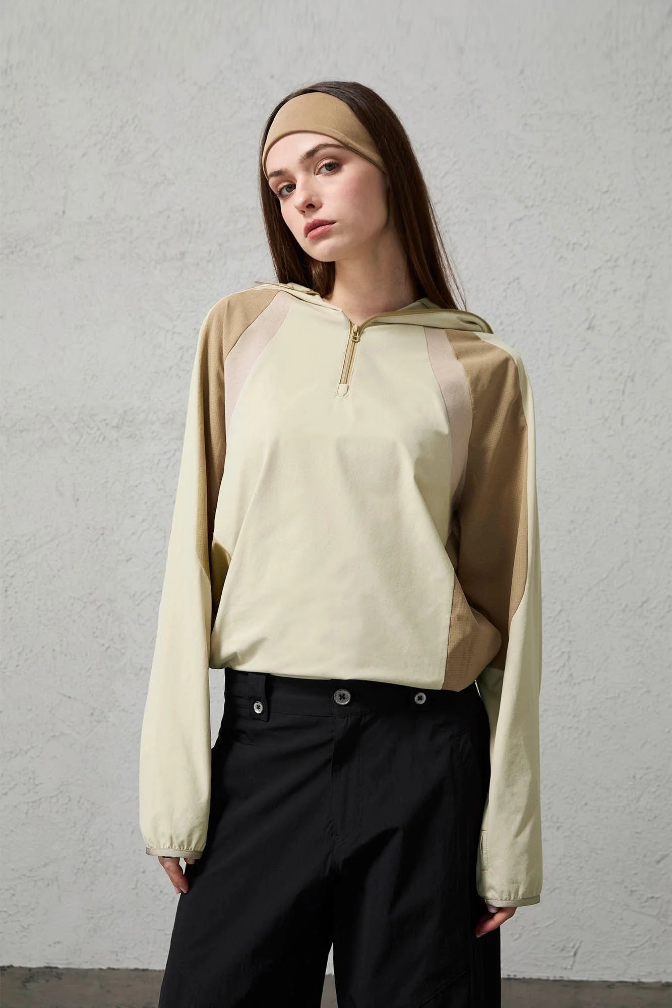 ORGANIC EMOTION Contrast Spliced Hooded Sorona Pullover Jacket
