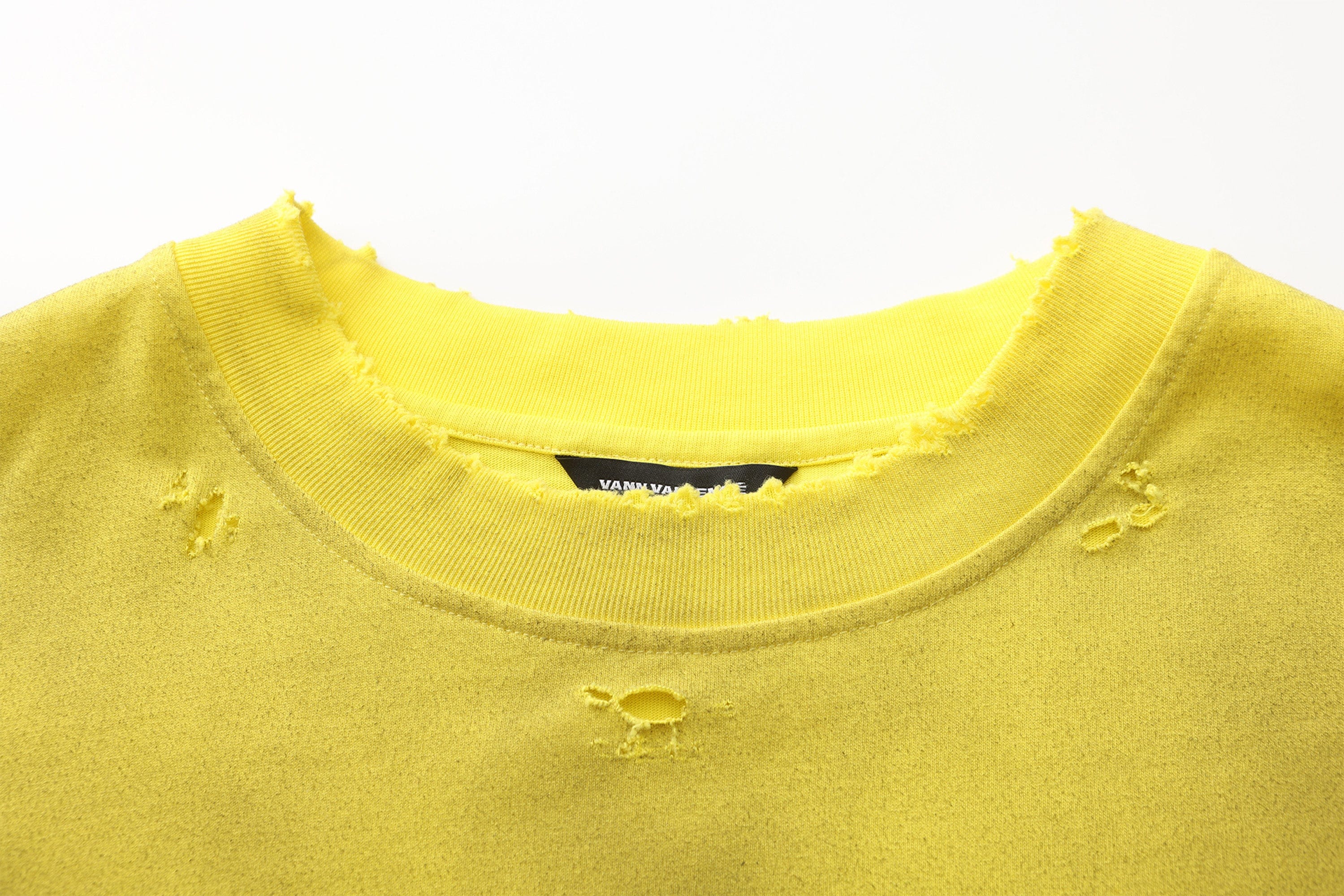 VANN VALRENCE Distressed Contrast Graphic Long-Sleeve Tee