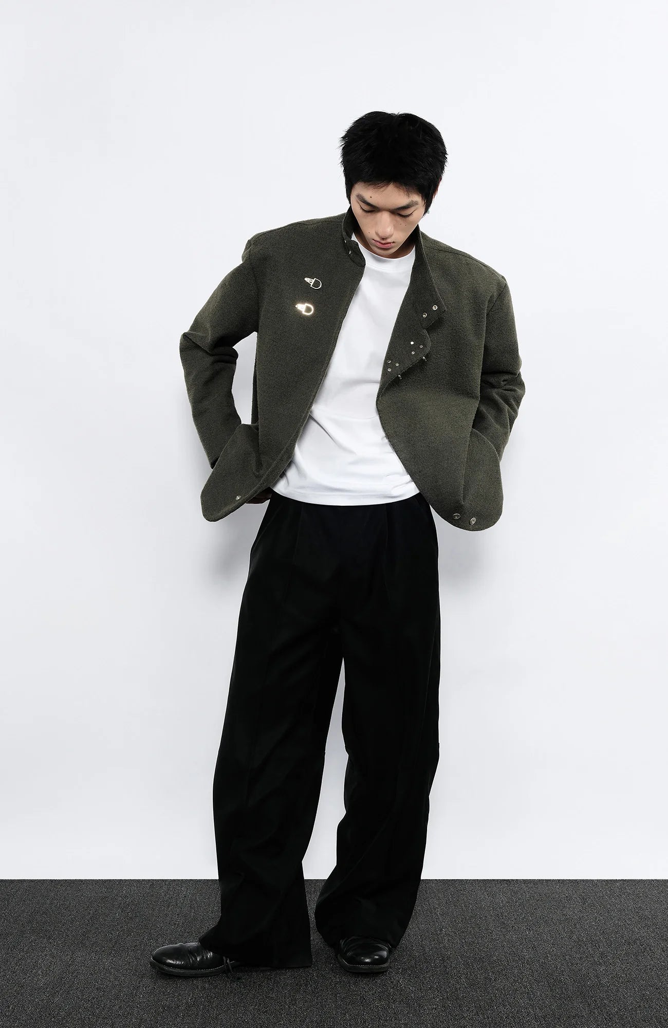 7440 37 1 Asym Placket Toggle Button Jacket
