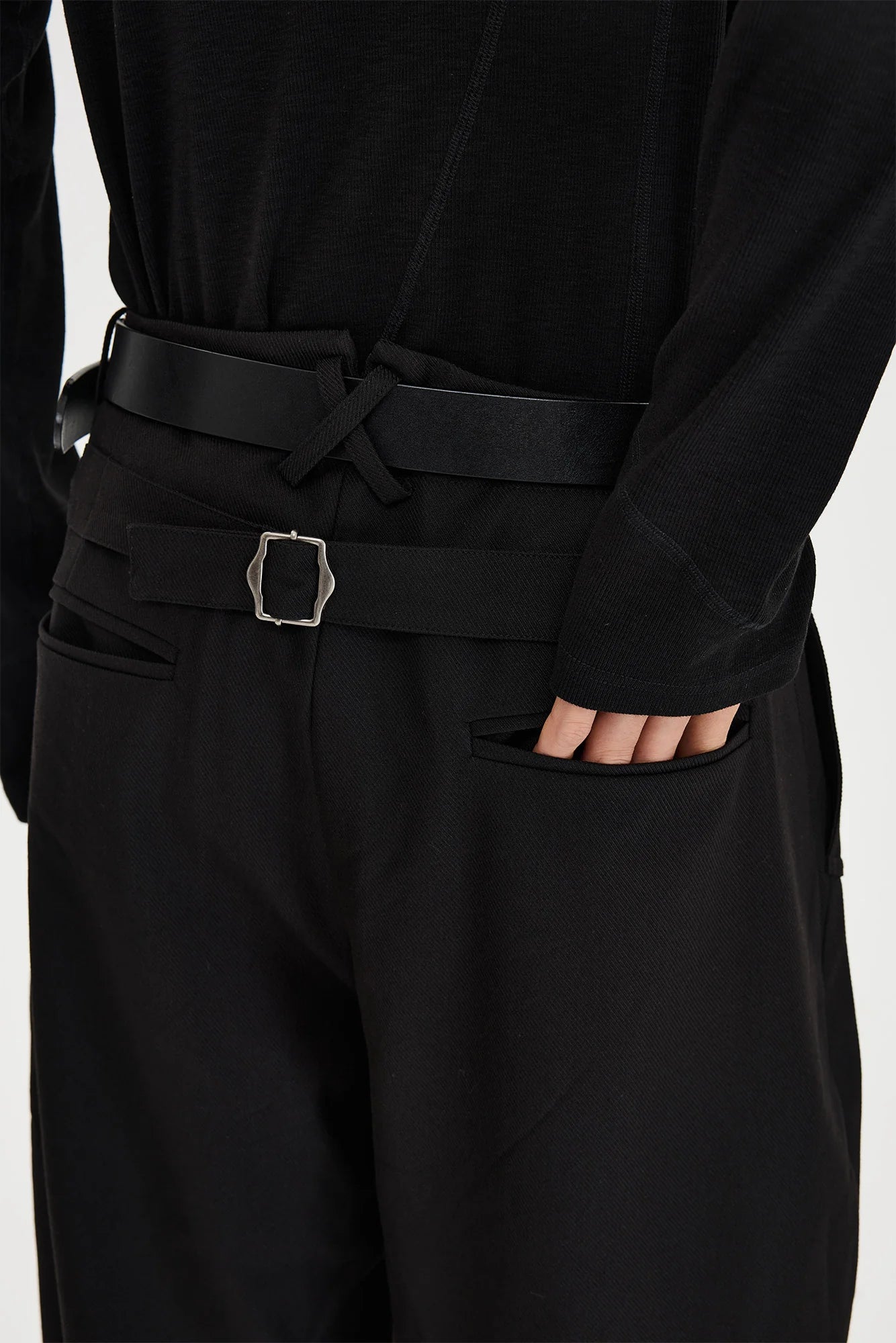 CATSSTAC Classic Pleated Wide-Leg Trousers