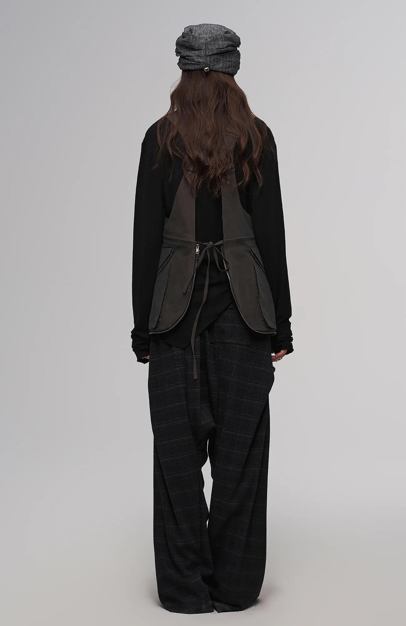 ILNya Nieternite Nifutur Multi-Use Utility Vest