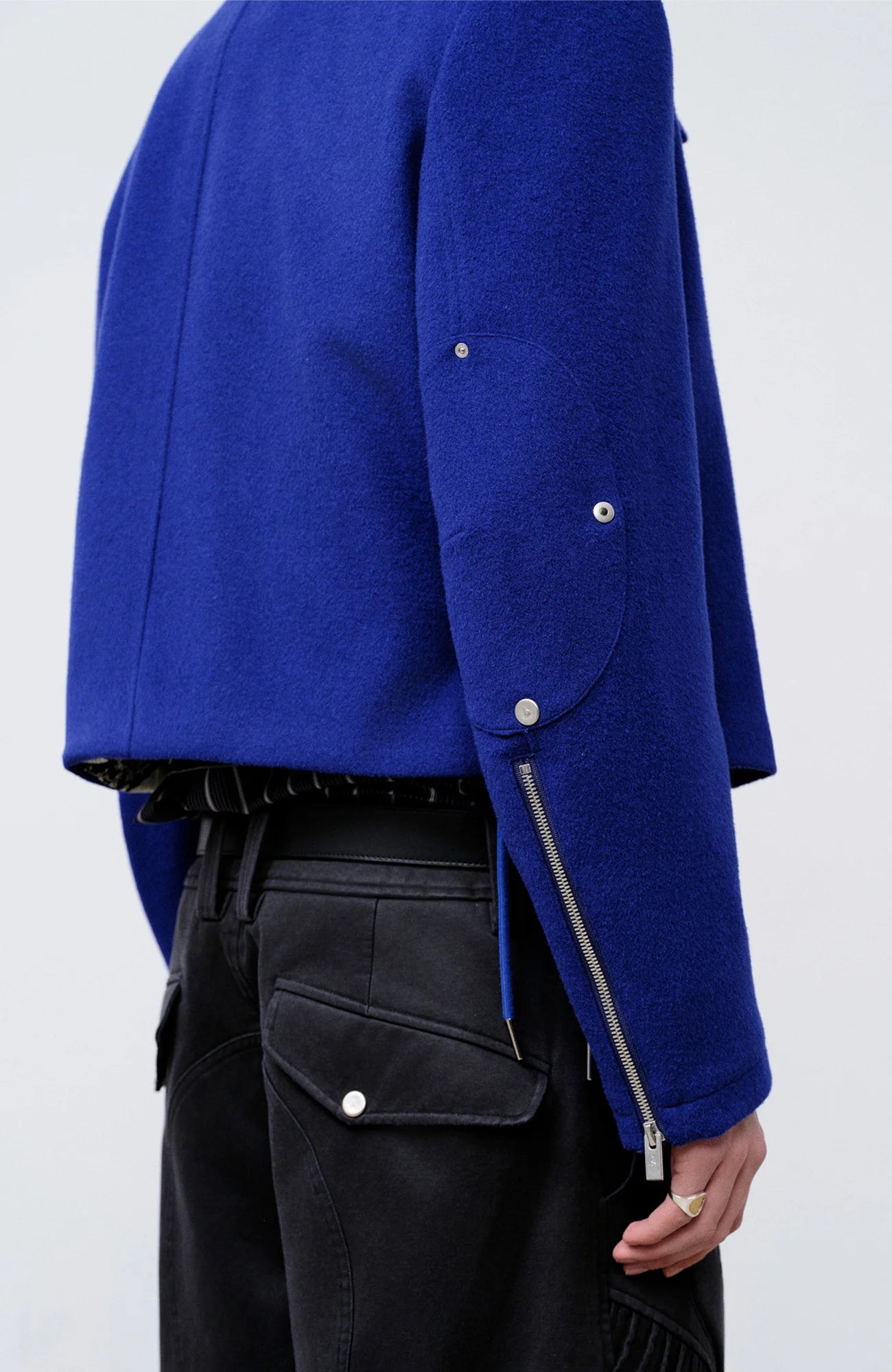 FACEONLAB Arm-Patched Cropped Naval Jacket Blue