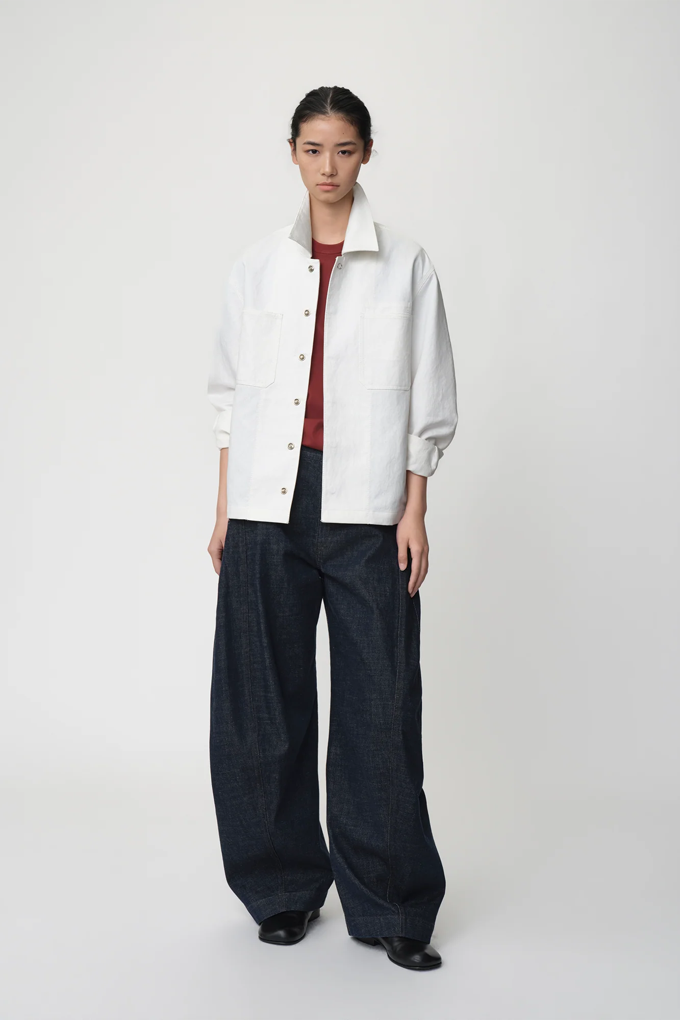 OPICLOTH Classic Indigo Curved-Leg Jeans
