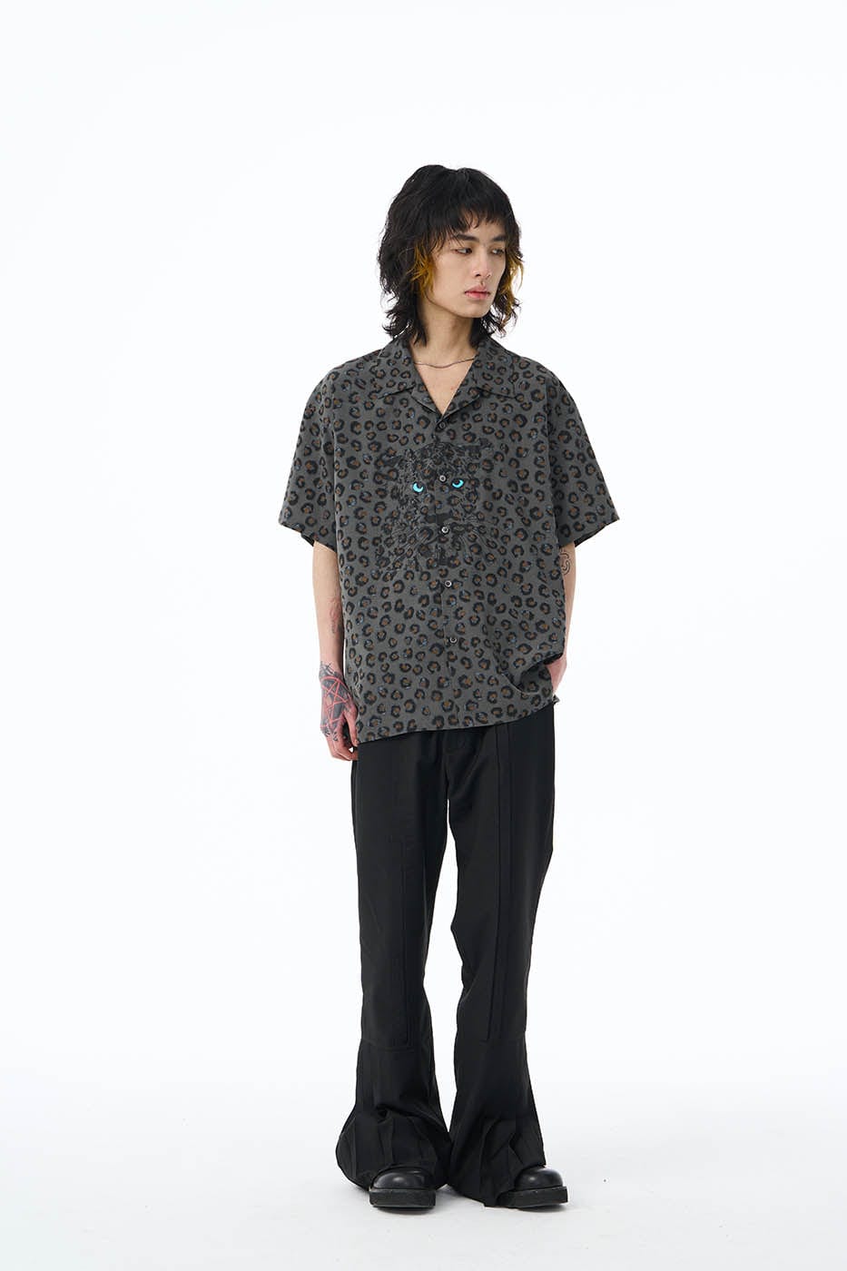 EPIC POETRY Leopard Face Half Shirt Grey