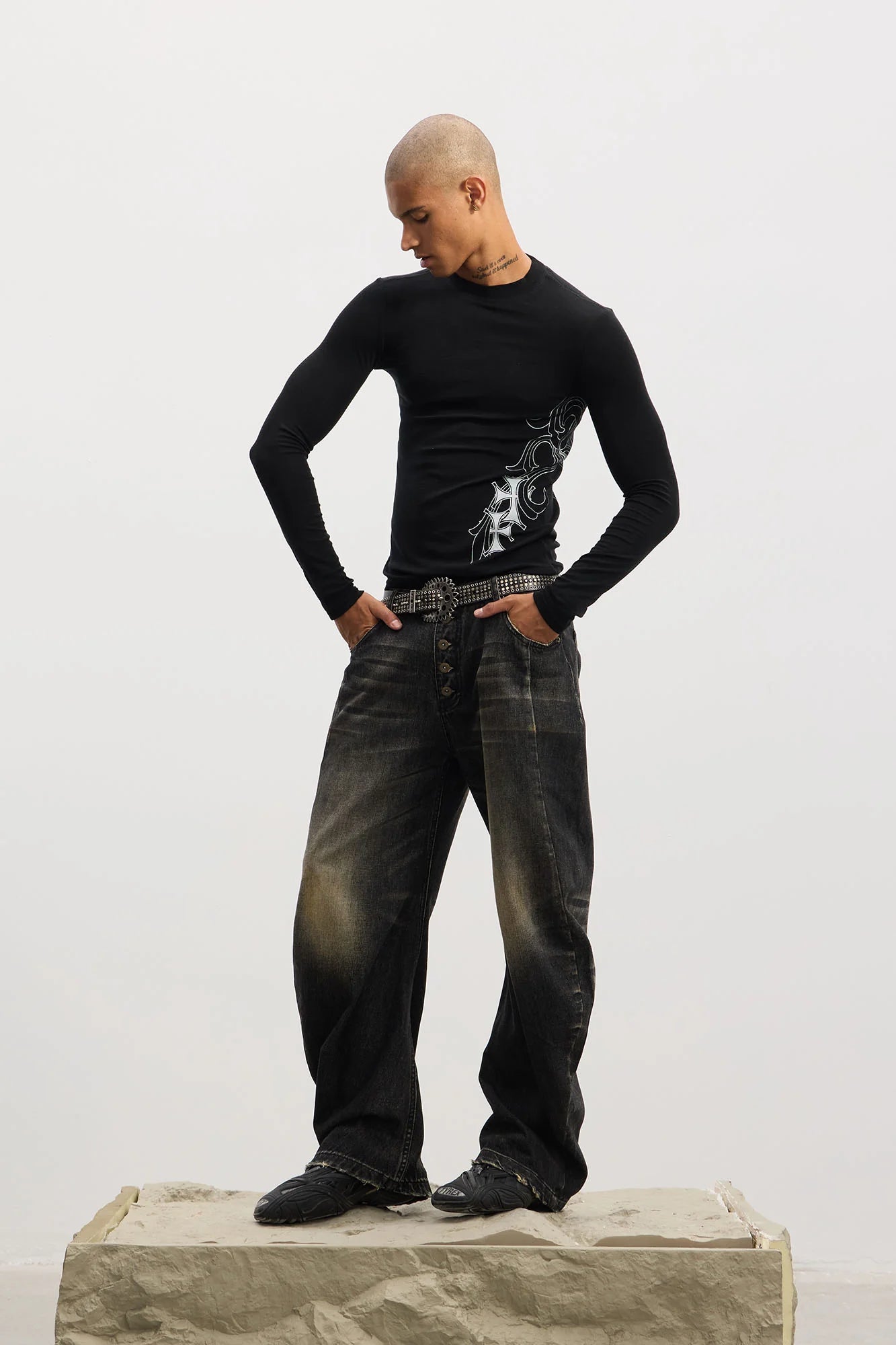 DND4DES Washed Button-Up Balloon-Leg Jeans