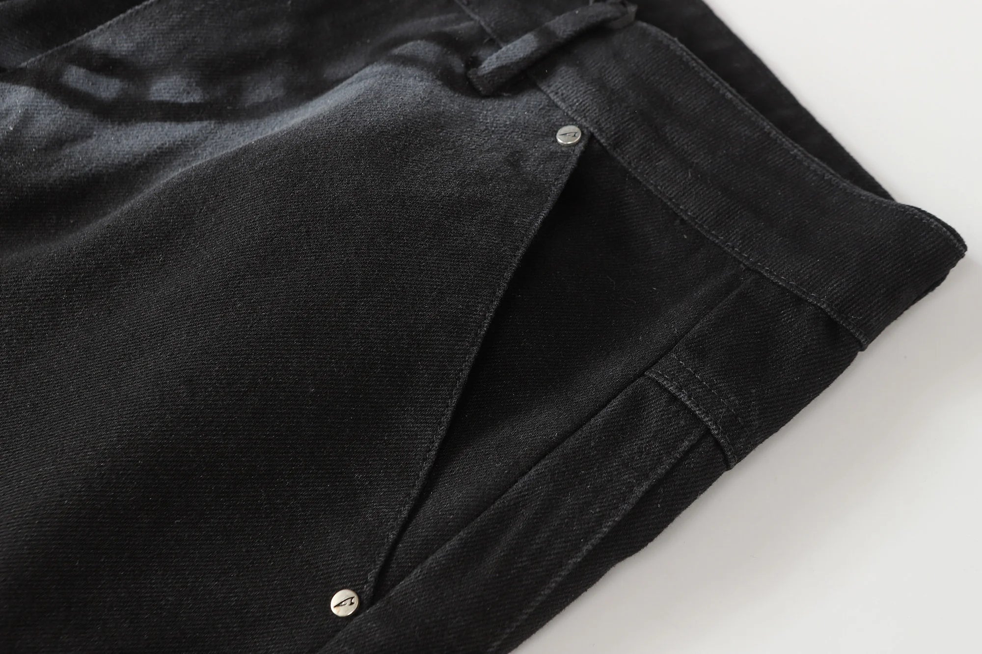 CLP Chain Graphic Frayed Curved-Leg Jeans