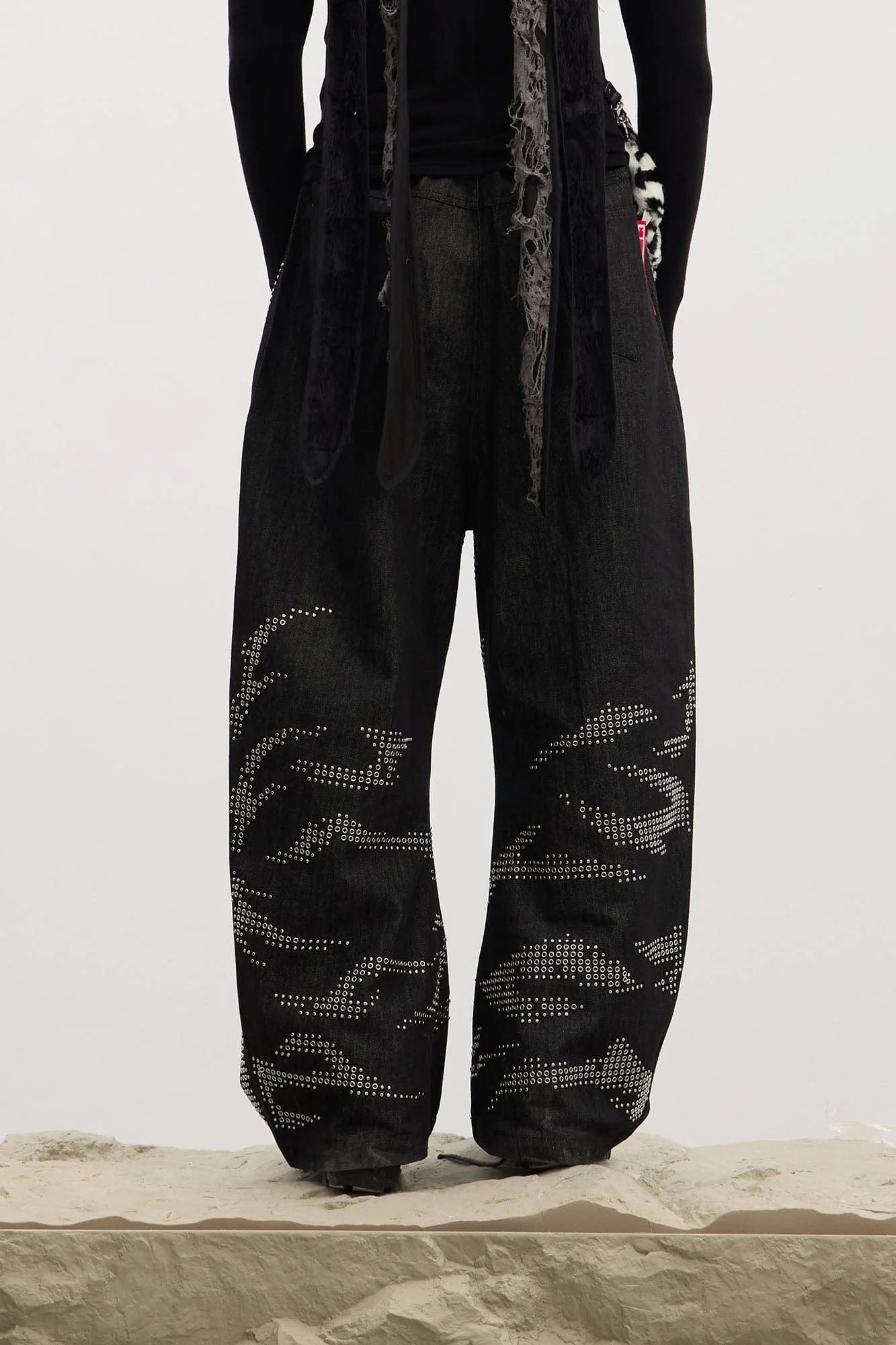 DND4DES Studded Tiger Stripe Baggy Jeans