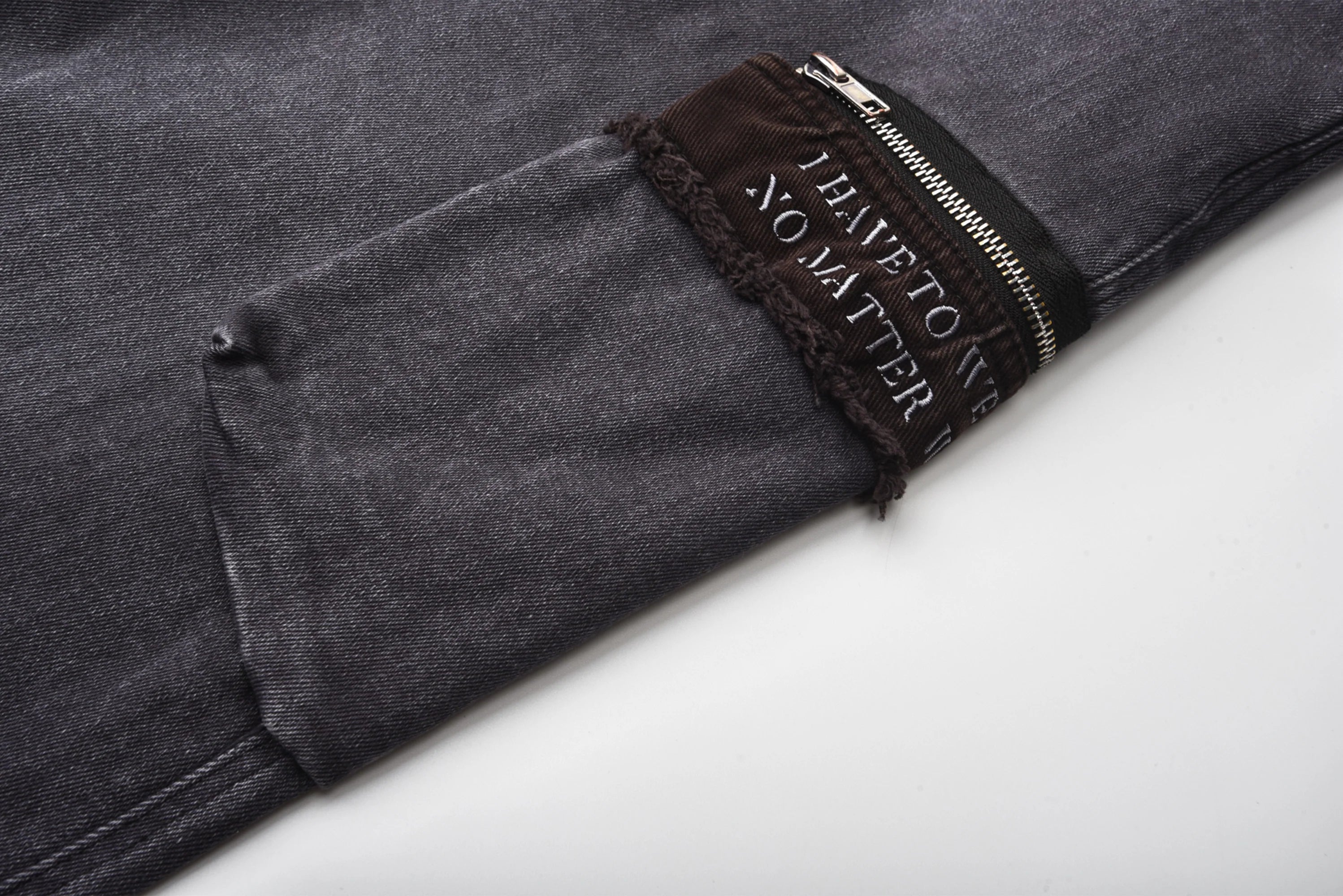 VENTUREK Washed Patch Studded Raw-Edge Shorts
