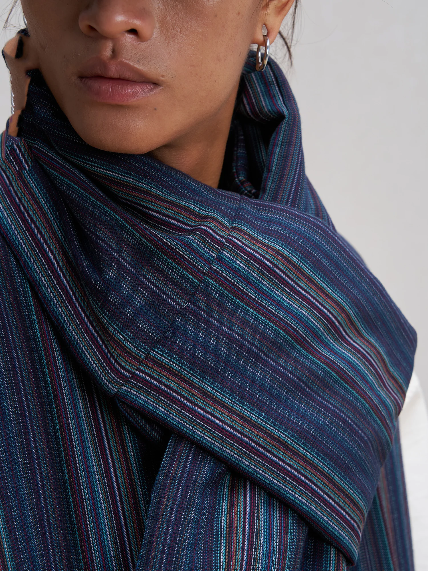 UNLIMITED MOTE Striped Padded Scarf