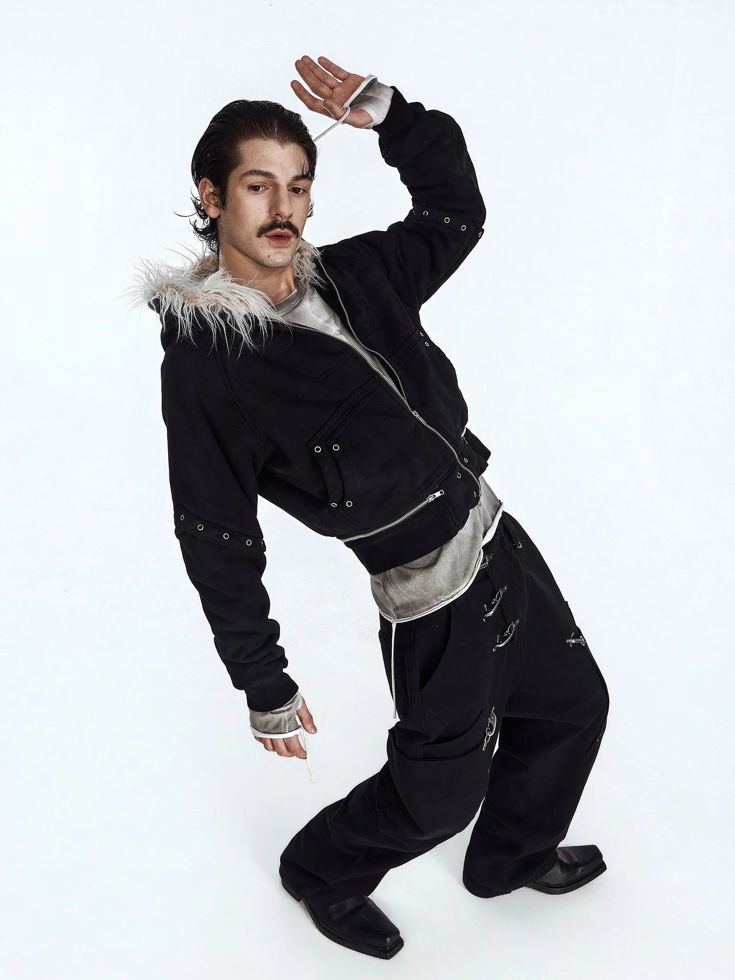 FLYERRER Detachable Faux-Fur Trim Cropped Jacket