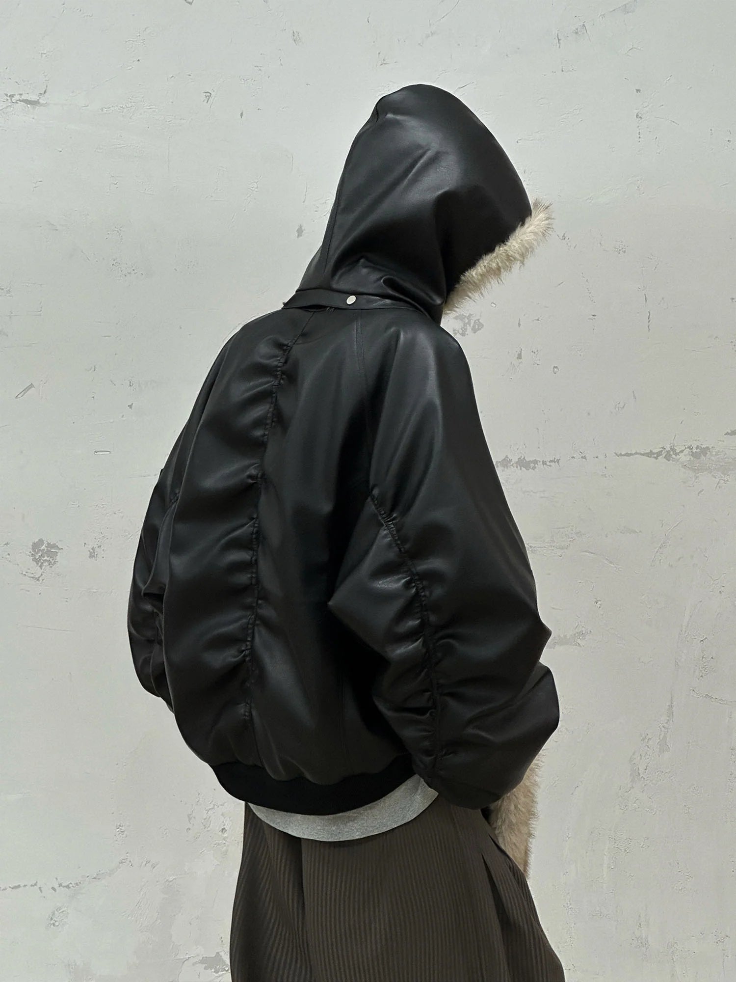RELABEL Detachable Plush Scarf Ruched Hooded Jacket Black