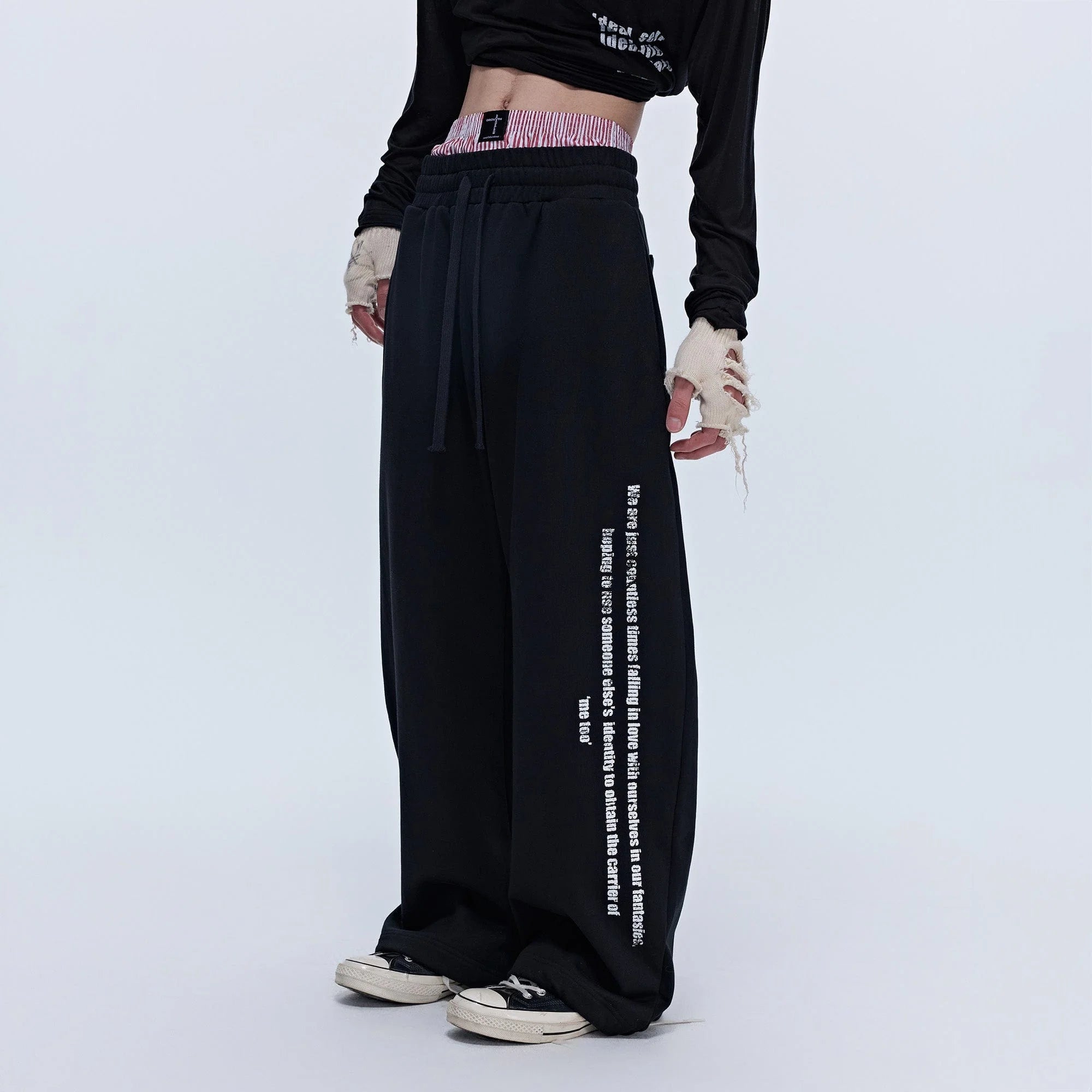SAVAGEGROWTHWORLD Slogan Curved Drawstring Sweatpants