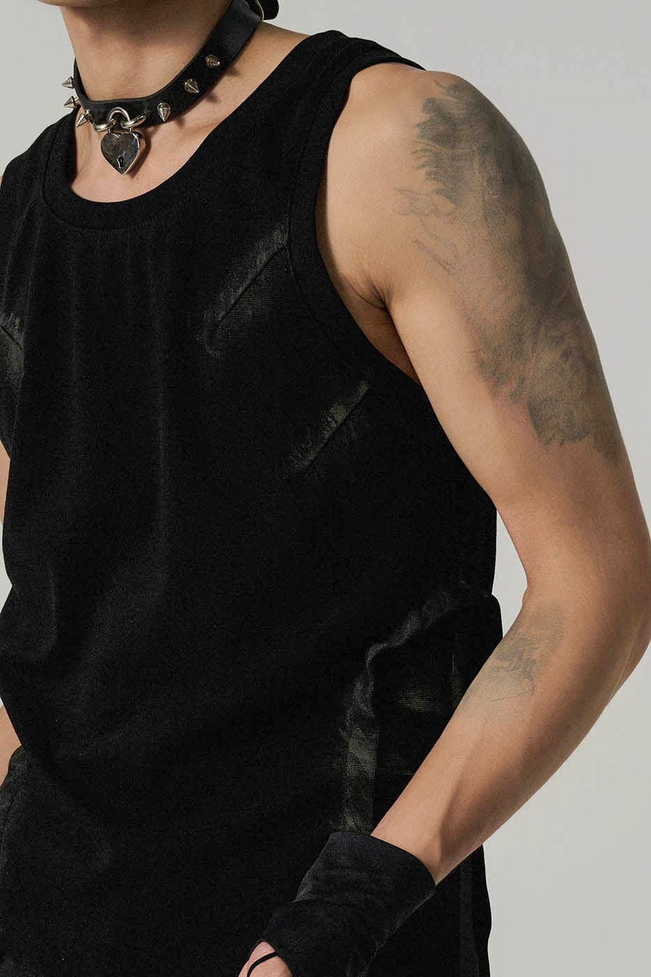 FLYERRER Distressed Asymmetrical Tank Top