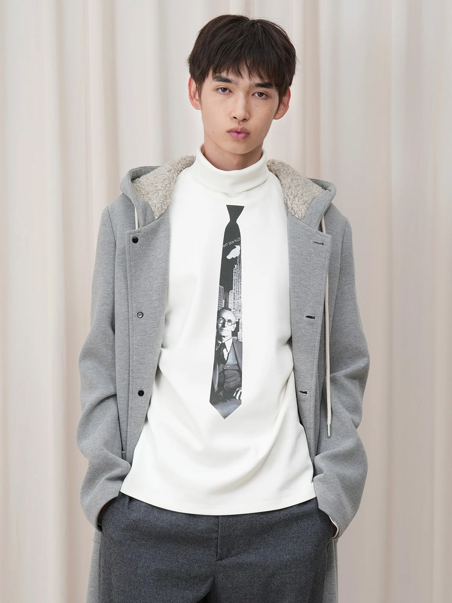 OUYANG WENJUN Tie-Graphic Turtleneck Long-Sleeve Tee