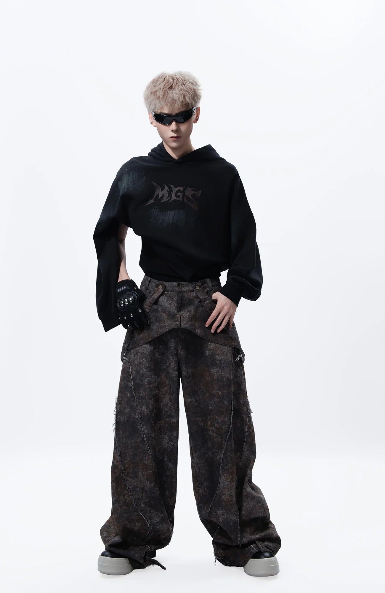 MOGONGSHE Distressed Detachable Drape Curved Panel Jeans