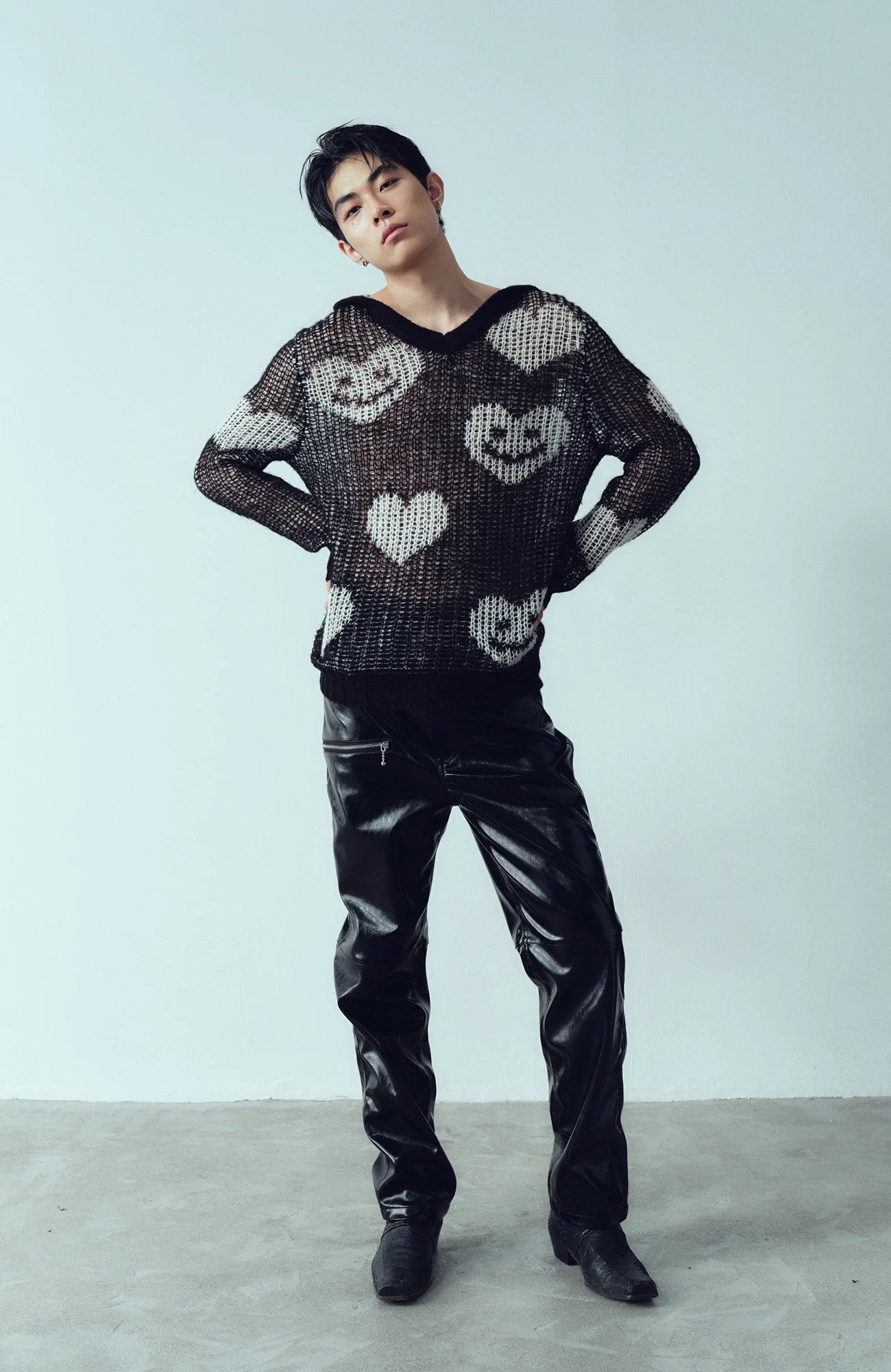 KADAKADA Smiling Heart Jacquard Knit Hoodie