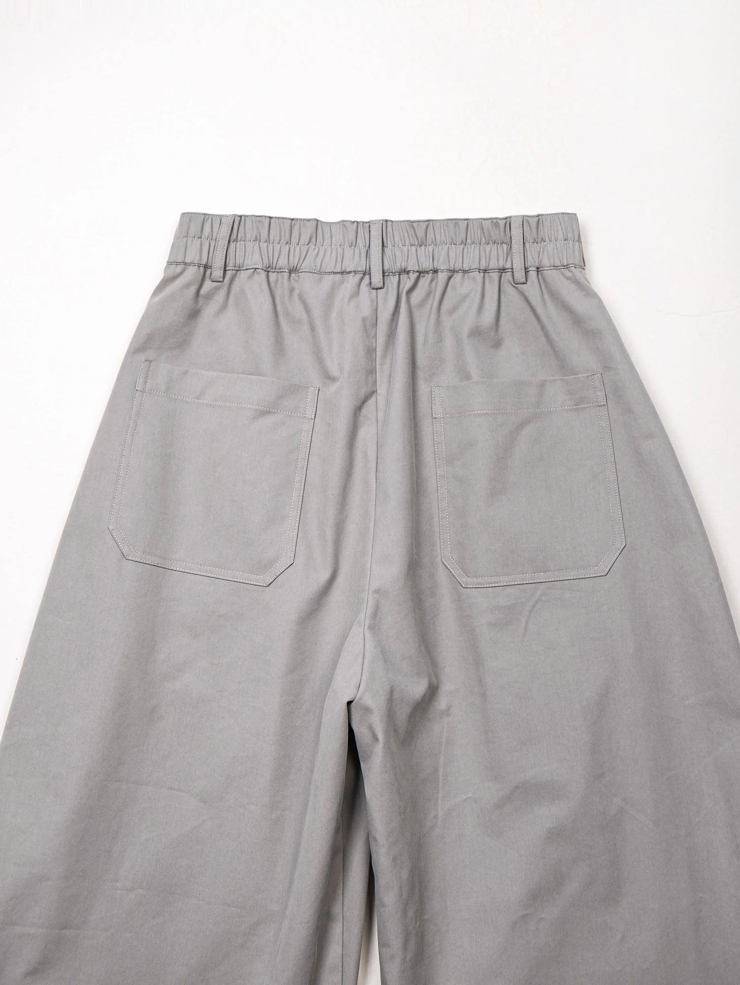 LEONSENSE Pleated Tencel Oversized Curved Pants