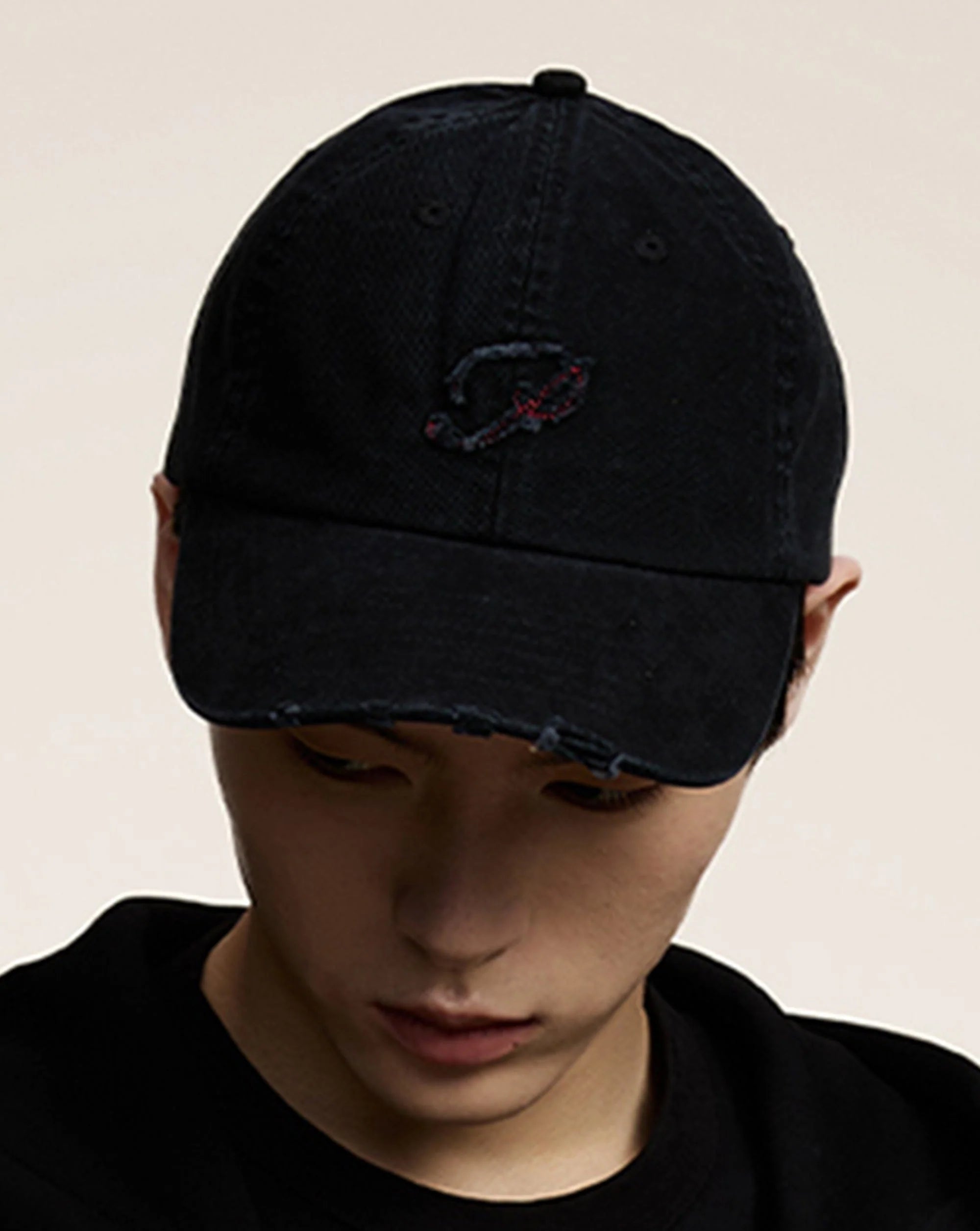 OPICLOTH Distressed LOGO Embroidered Cap
