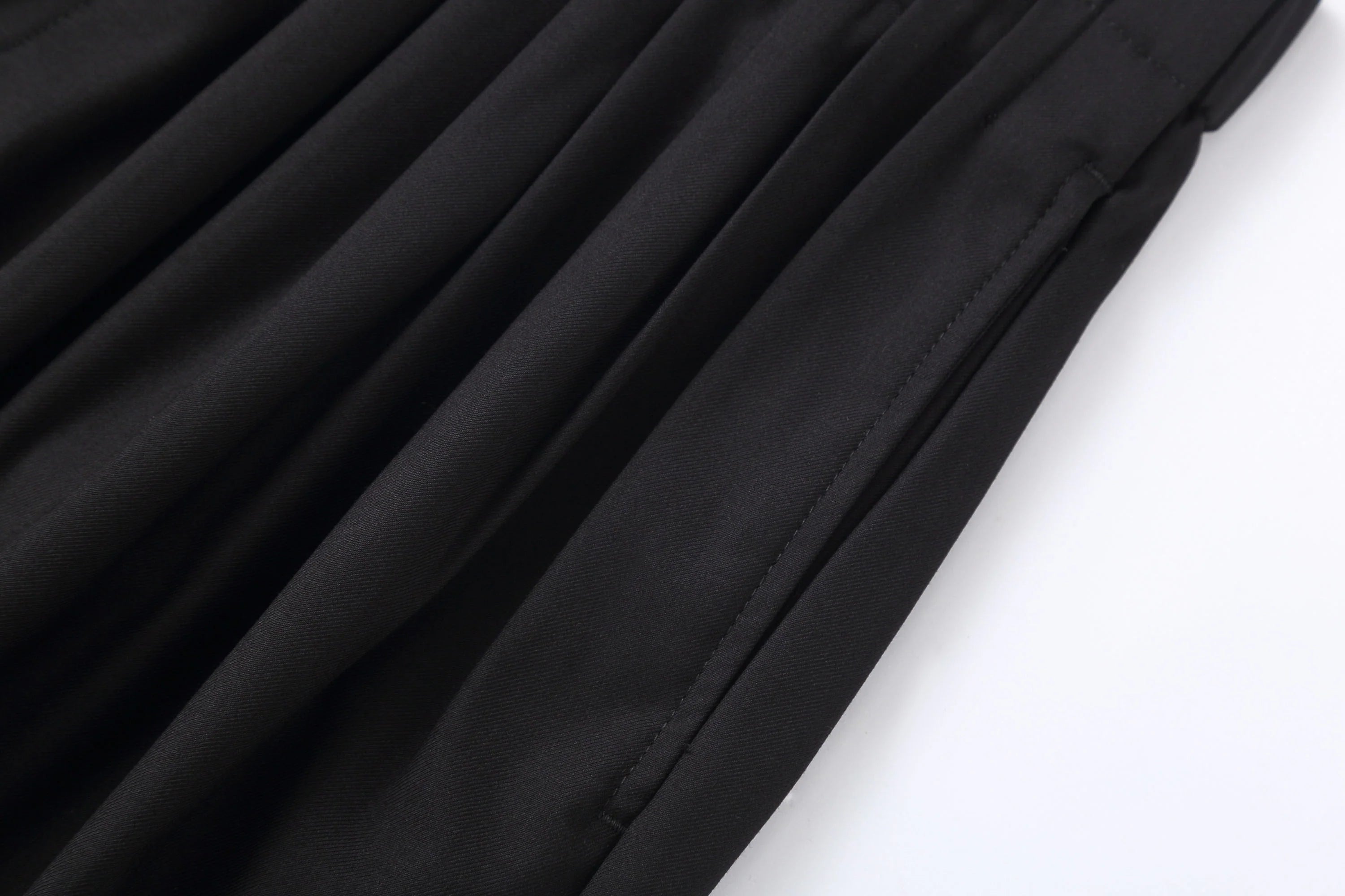 CLP Pleated Waist Structured Wide-Leg Pants